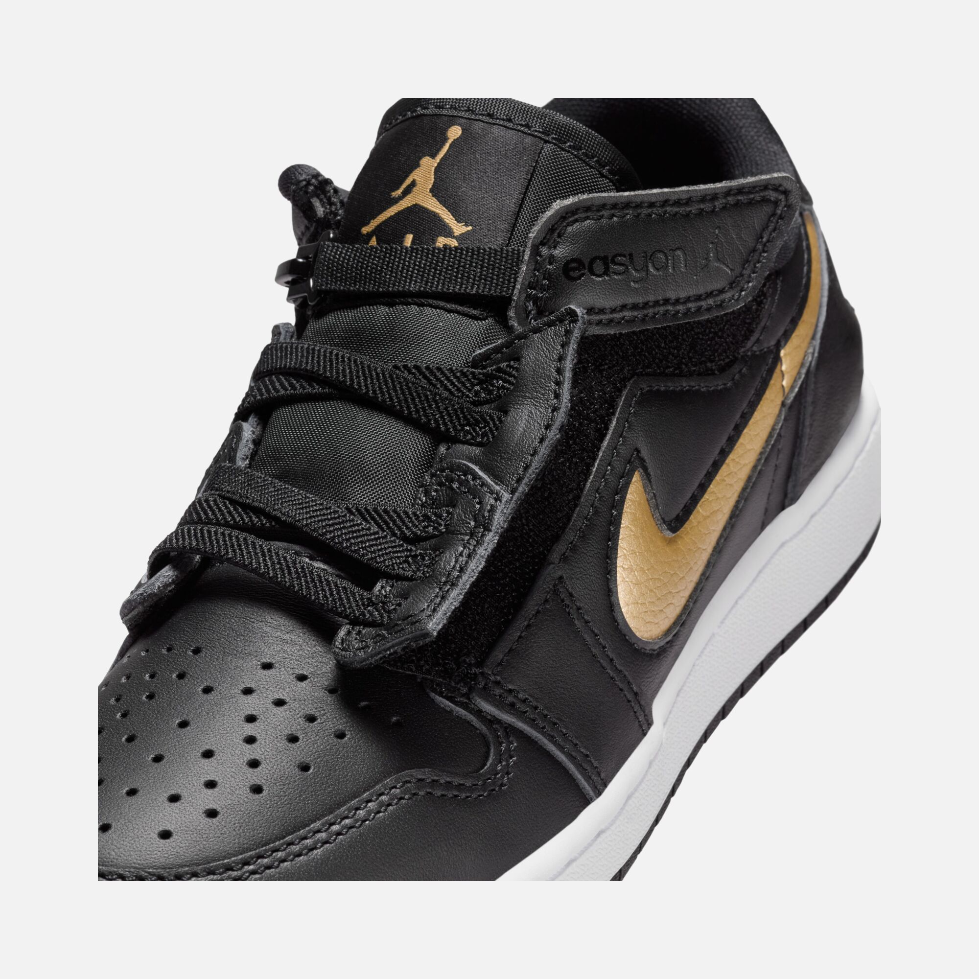Nike Air Jordan 1 Low FlyEase (GS) Spor Ayakkabı