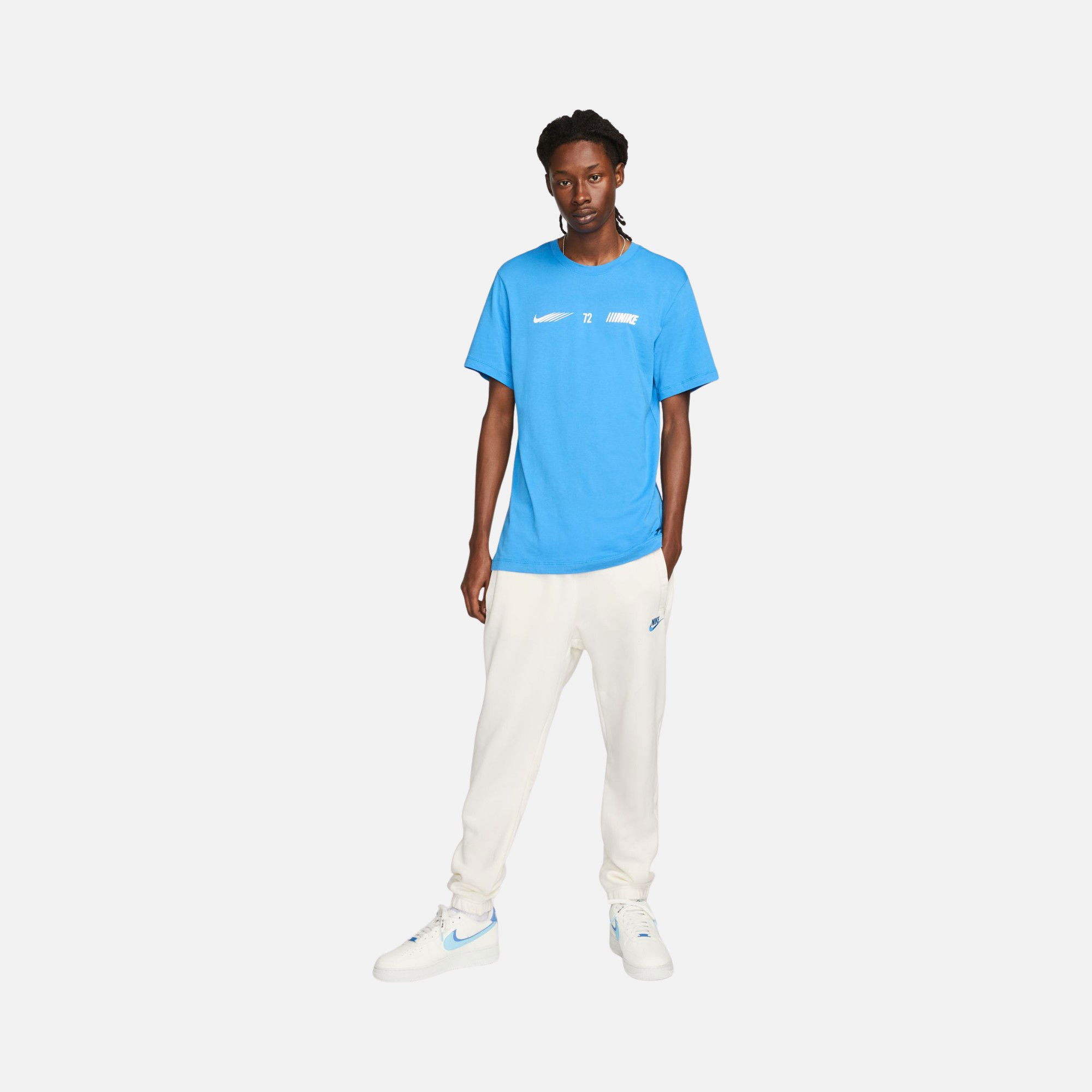 Nike Sportswear Standard Issue Short-Sleeve Erkek Tişört