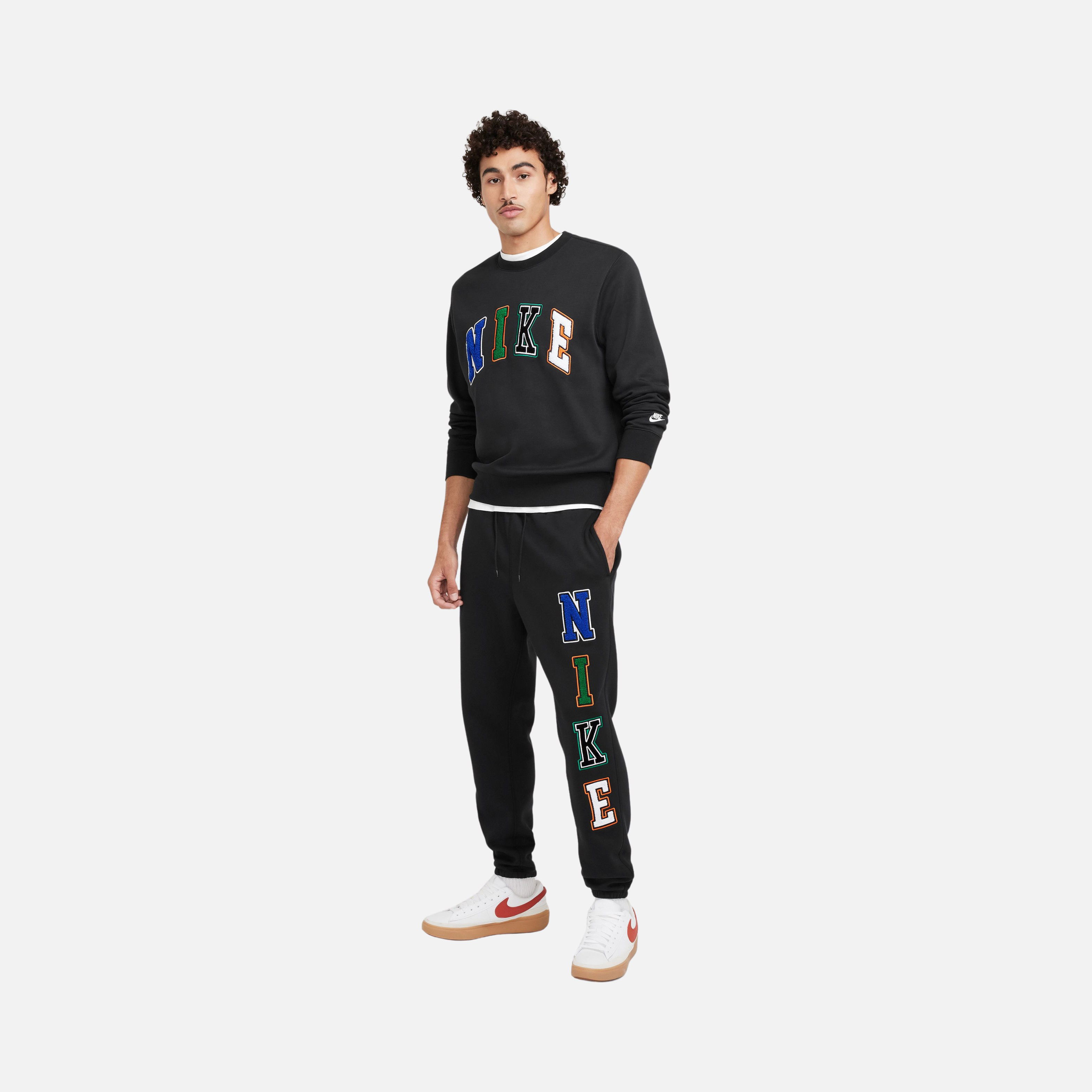 Nike Sportswear Club+ Fleece Cuffed ''Embroidered Graphic Detail'' Erkek Eşofman Altı