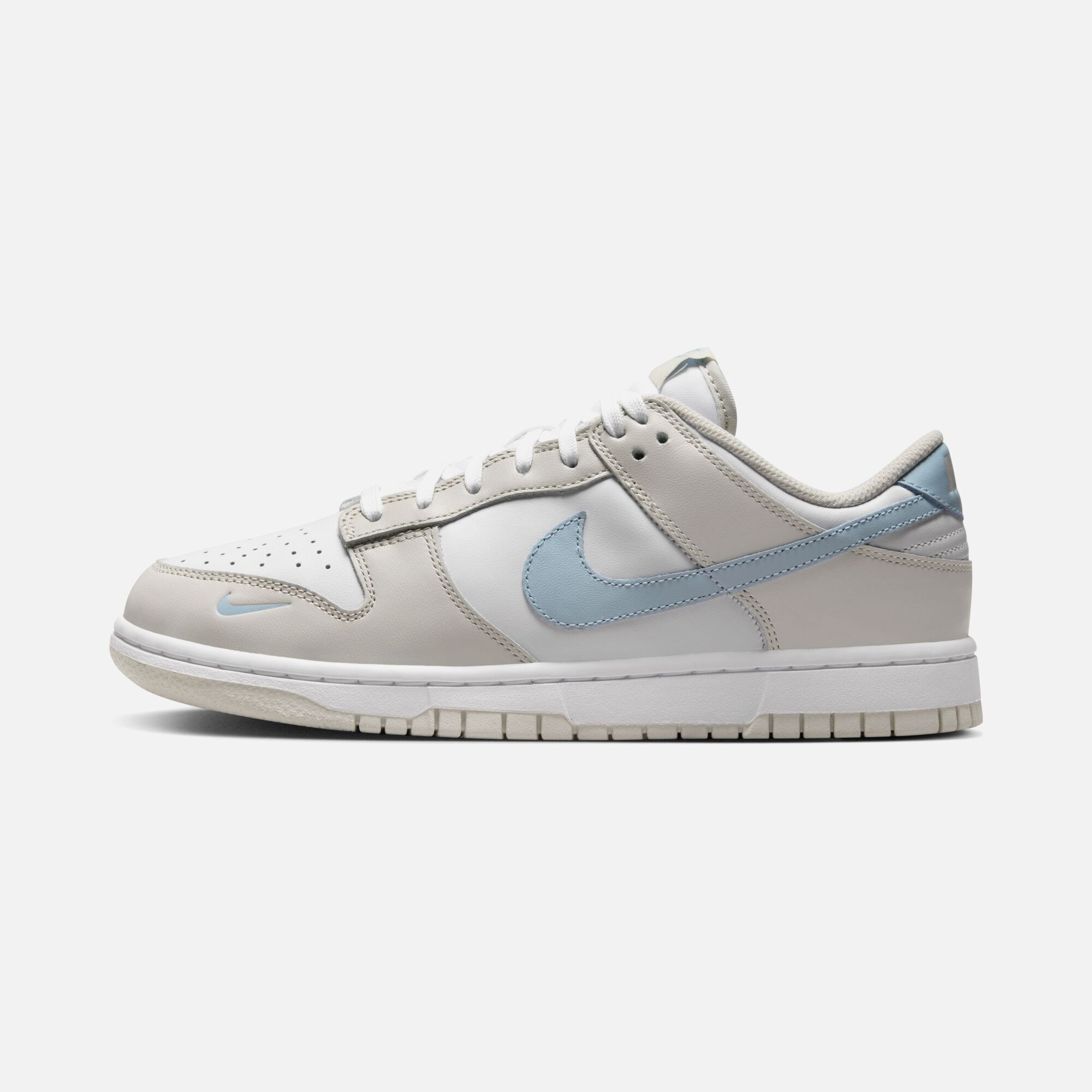 Nike Dunk Low ''Mini Swoosh Detail'' Kadın Spor Ayakkabı