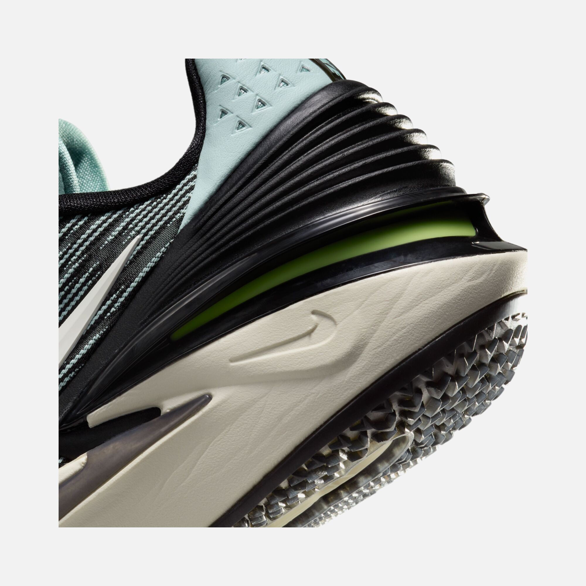 Nike Air Zoom G.T. Cut 2 Erkek Basketbol Ayakkabısı