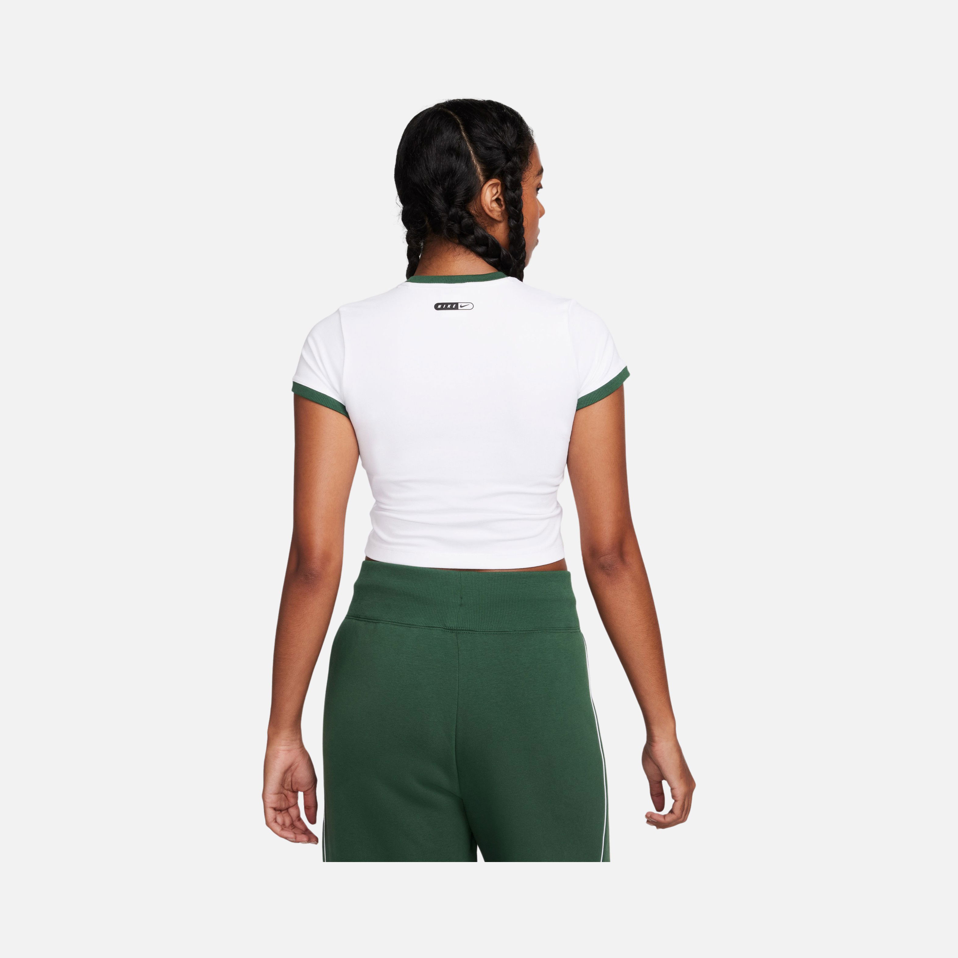 Nike Sportswear Swoosh Graphic Cropped Short-Sleeve Kadın Tişört