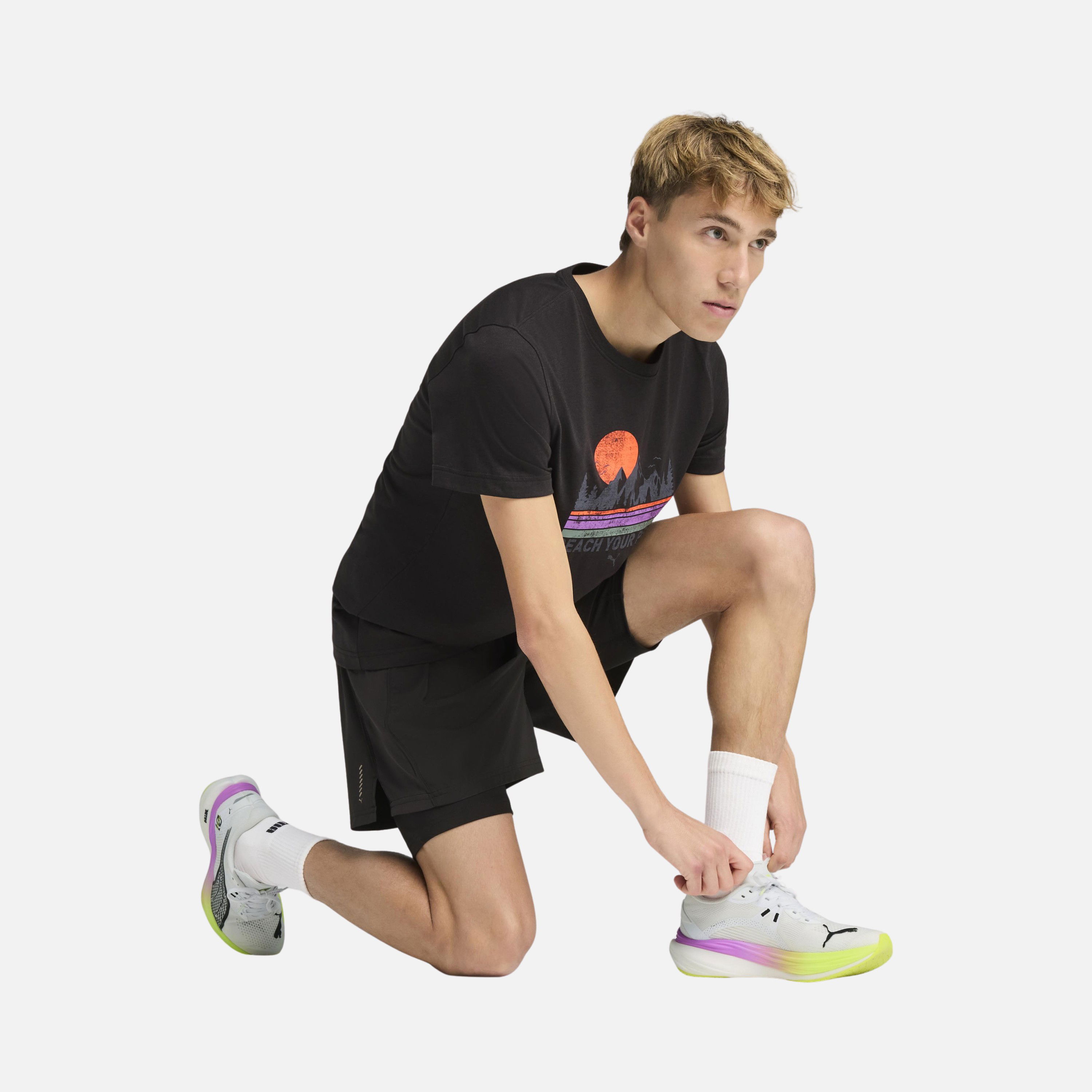 Puma DryCELL Graphics Regular-Fit Trail Running Short-Sleeve Erkek Tişört