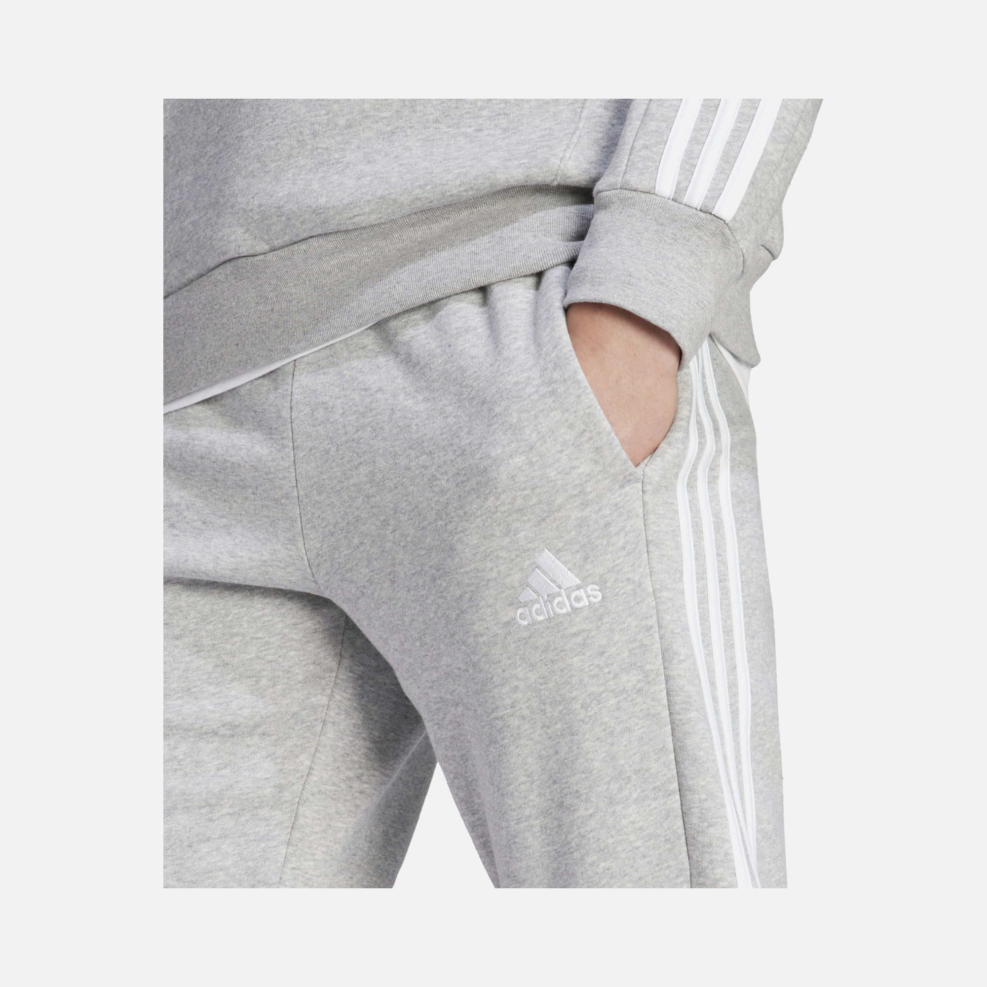adidas Sportswear FW23 Essentials Fleece 3-Stripes Tapered Cuff Erkek Eşofman Altı
