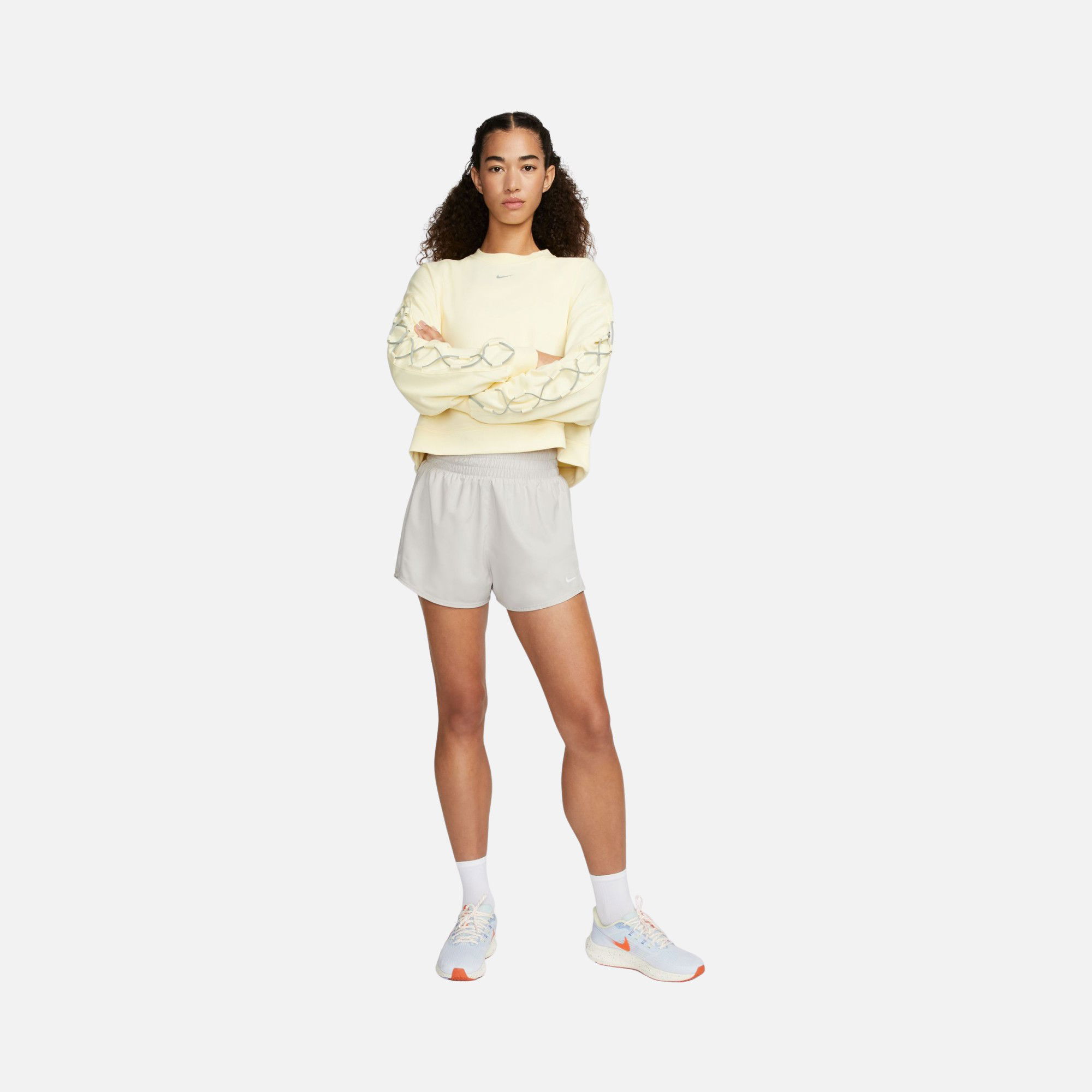 Nike Dri-Fit Get Fit French Terry Novelty Training Kadın Sweatshirt