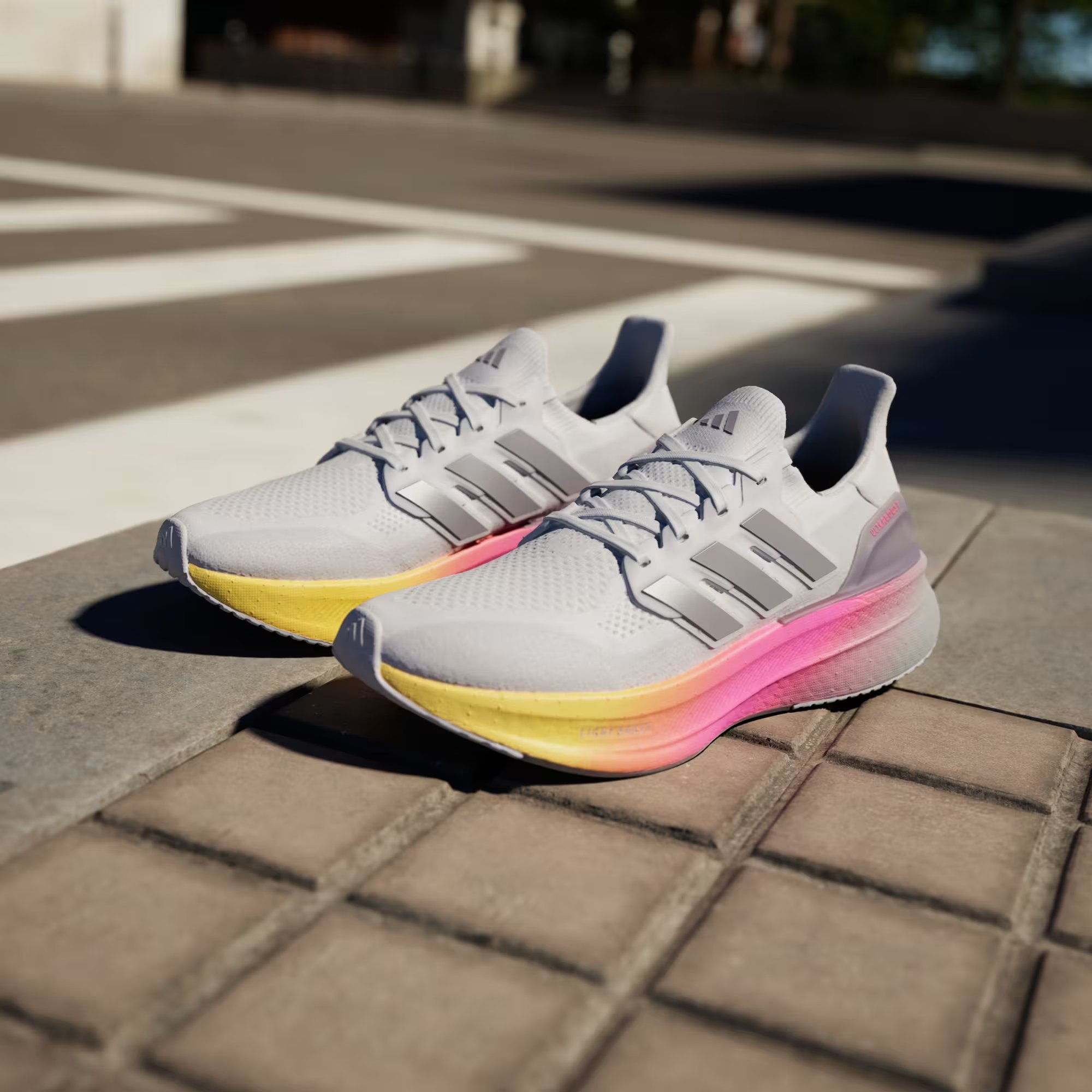 adidas Ultraboost 5 Primeknit Middle Distance Running Erkek Spor Ayakkabı