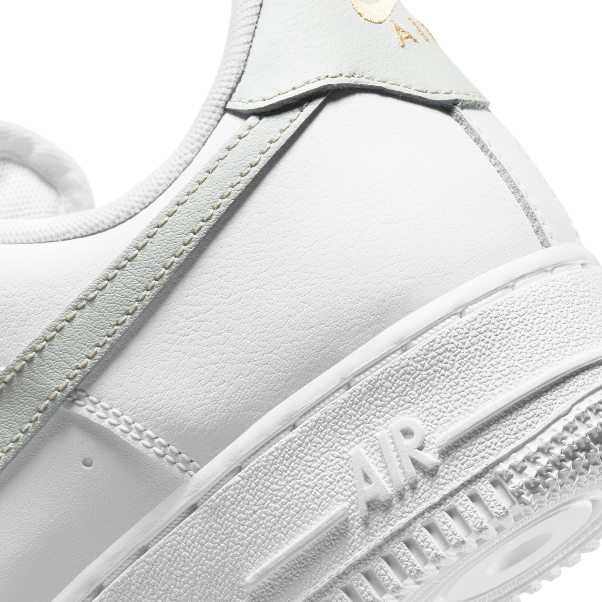 Nike Air Force 1 '07 FW24 Essentials Kadın Spor Ayakkabı