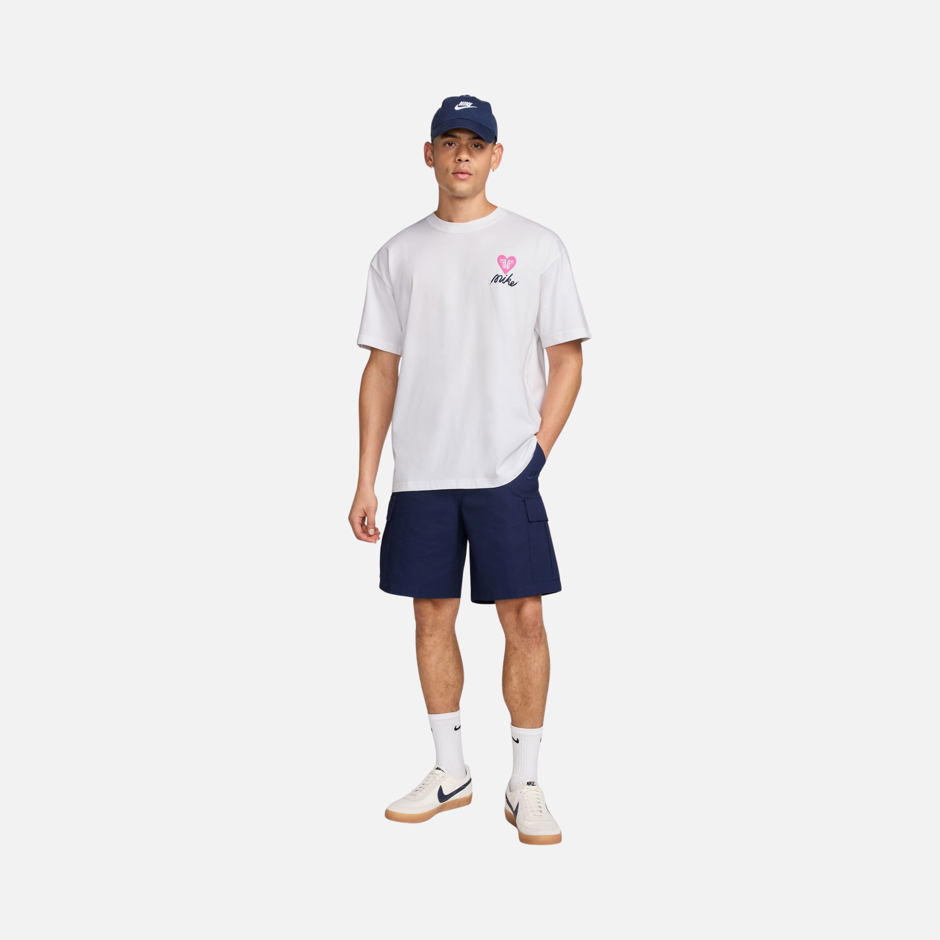 Nike Sportswear M90 Oc V Day ''The Shoe Loves Me / Doesn't'' Graphics Short-Sleeve Erkek Tişört