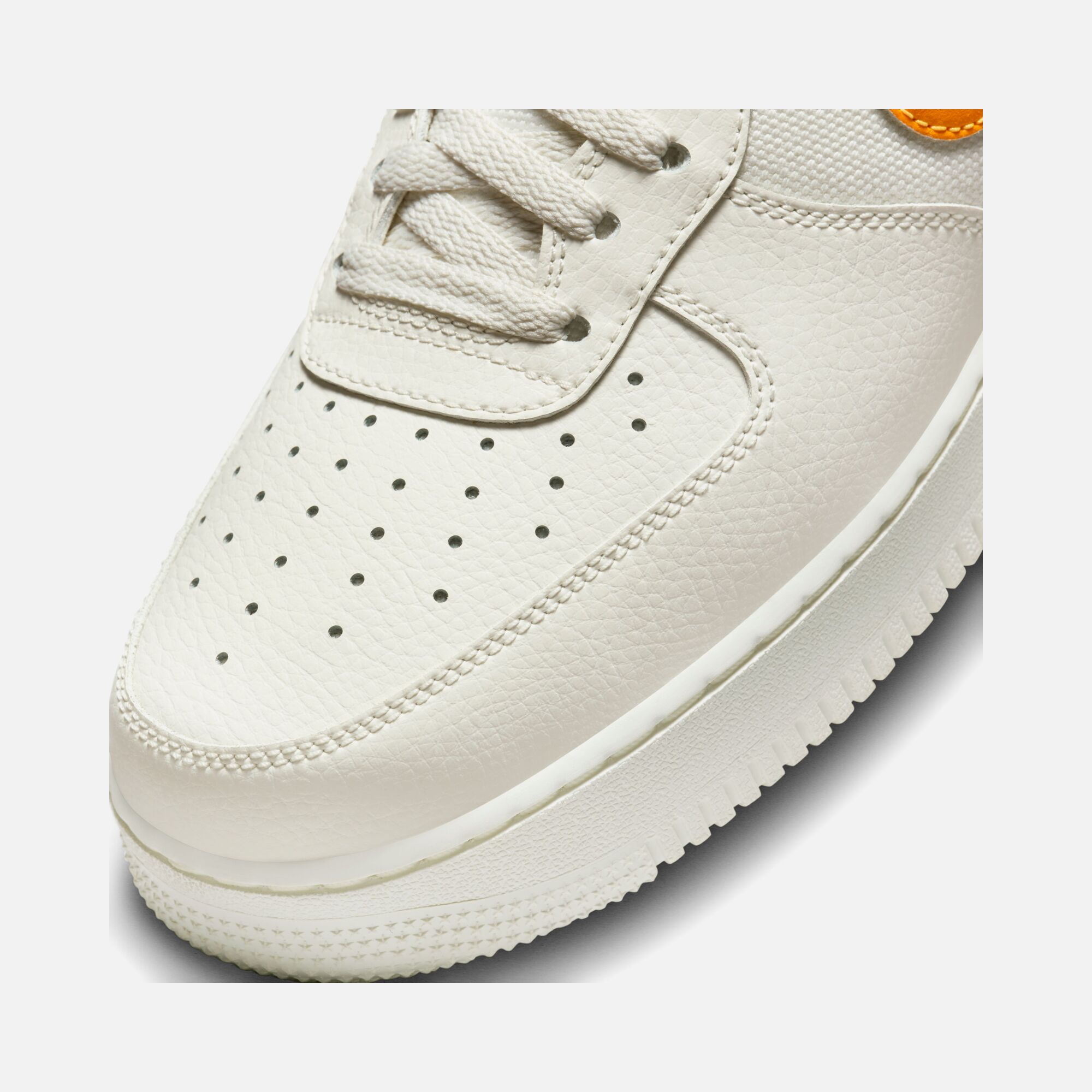 Nike Air Force 1 '07 “Wear and Tear Swoosh” Erkek Spor Ayakkabı