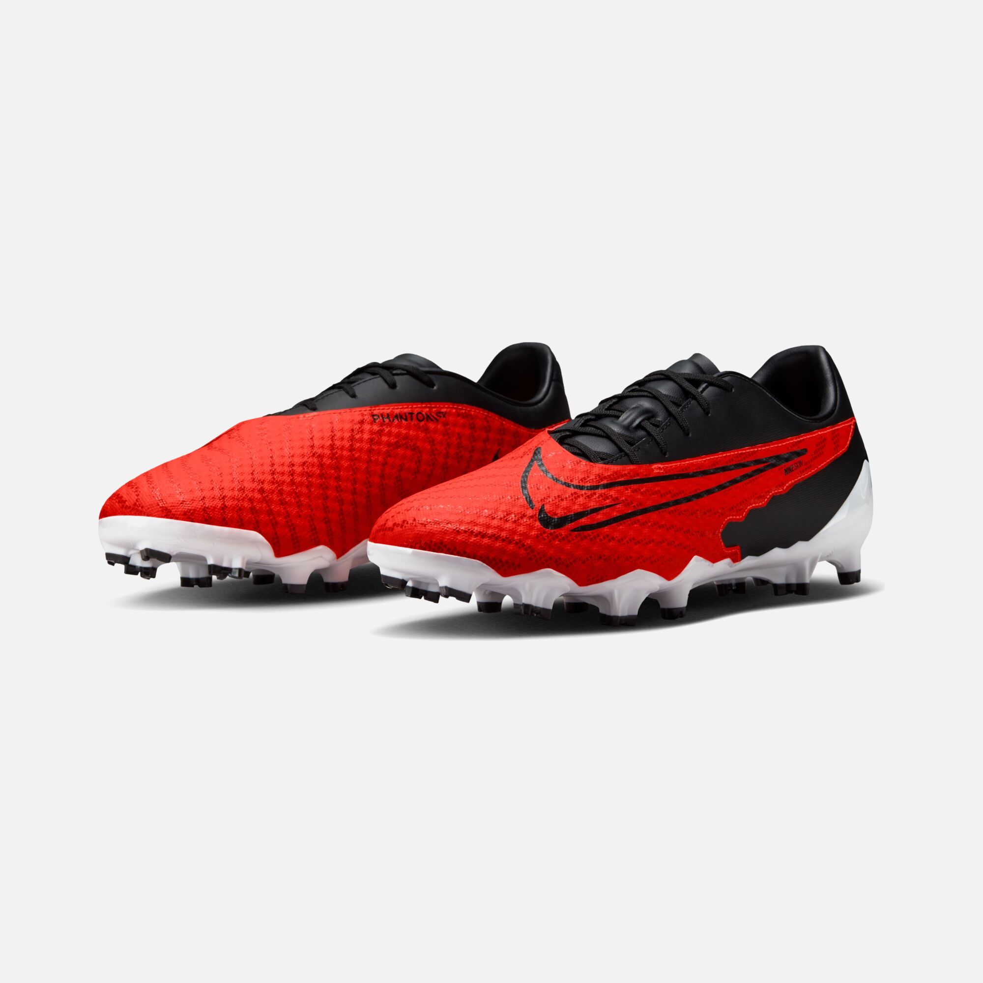 Nike Phantom GXX Academy FG/MG Multi-Ground Erkek Krampon