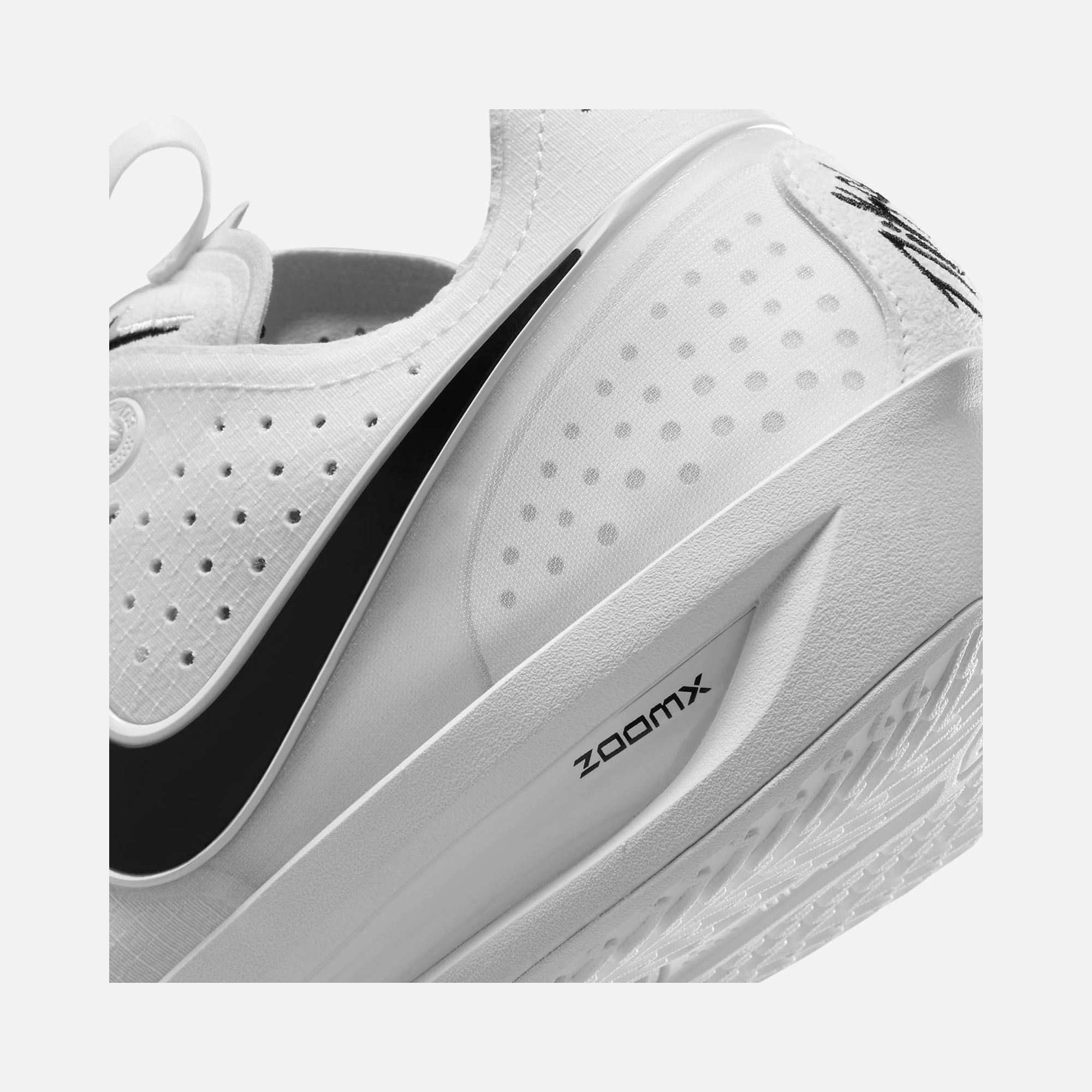 Nike G.T. Cut 3 Erkek Basketbol Ayakkabısı
