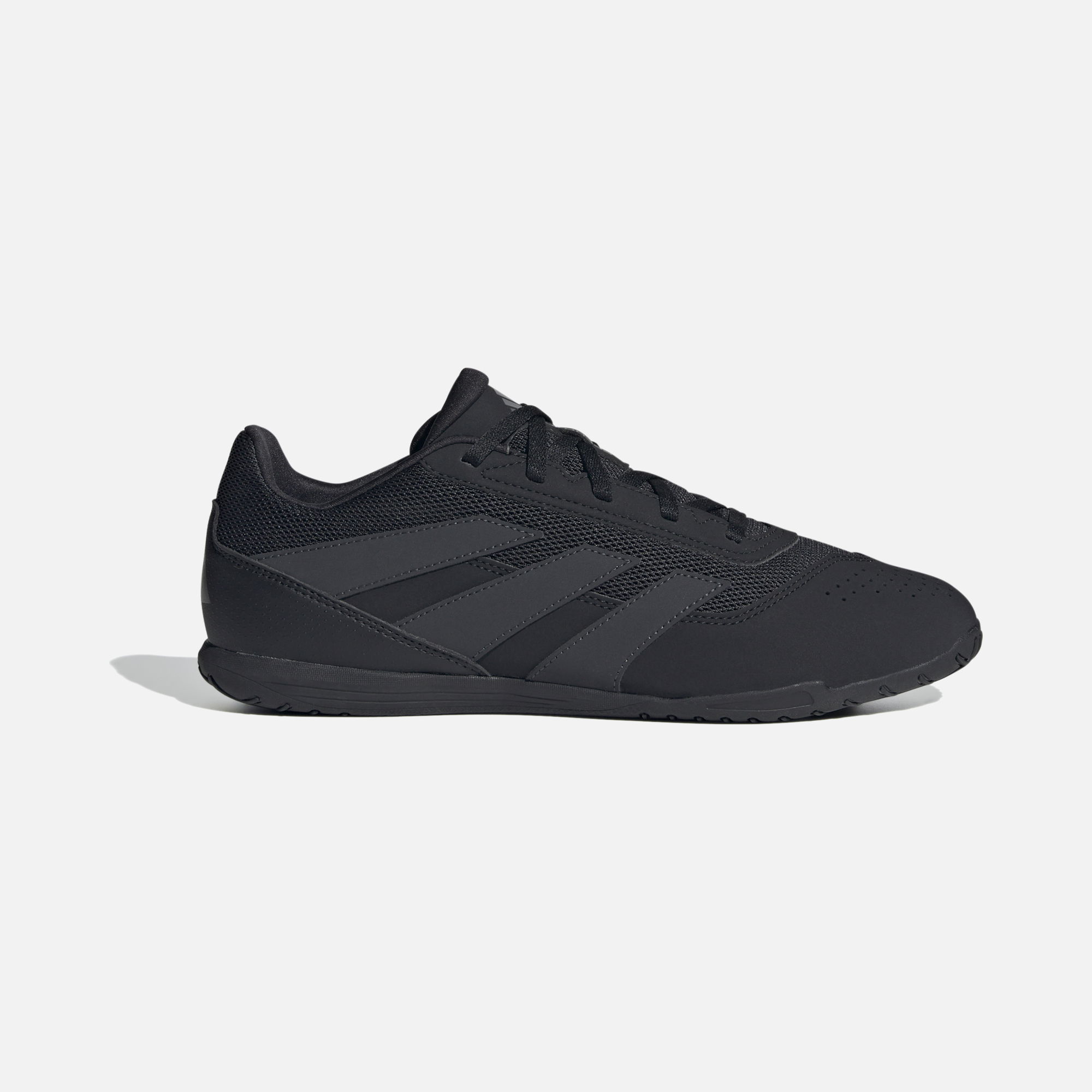 adidas Predator Club Erkek Futsal Ayakkabısı