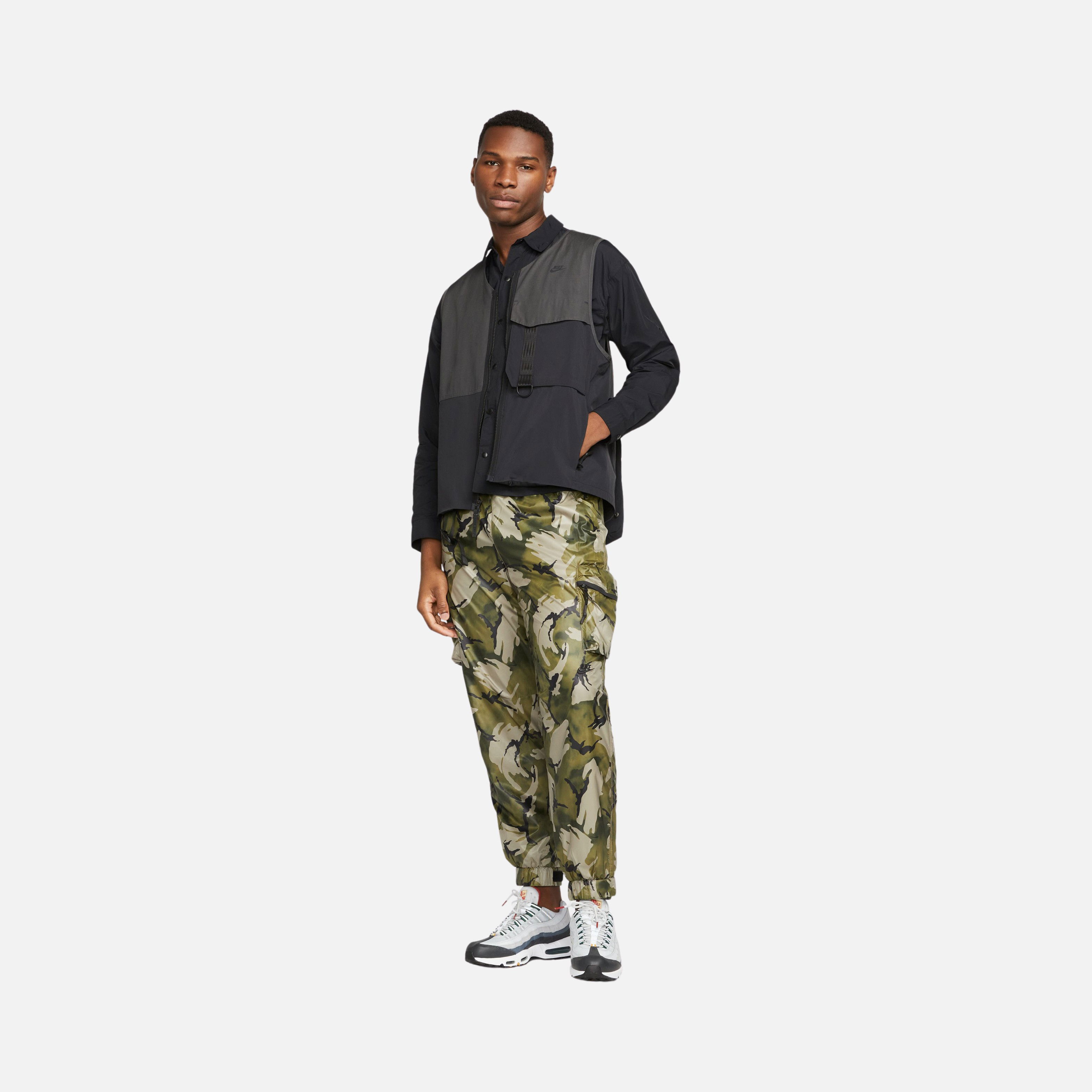 Nike Sportswear Tech Pack Woven Full-Snap Long-Sleeve Erkek Gömlek