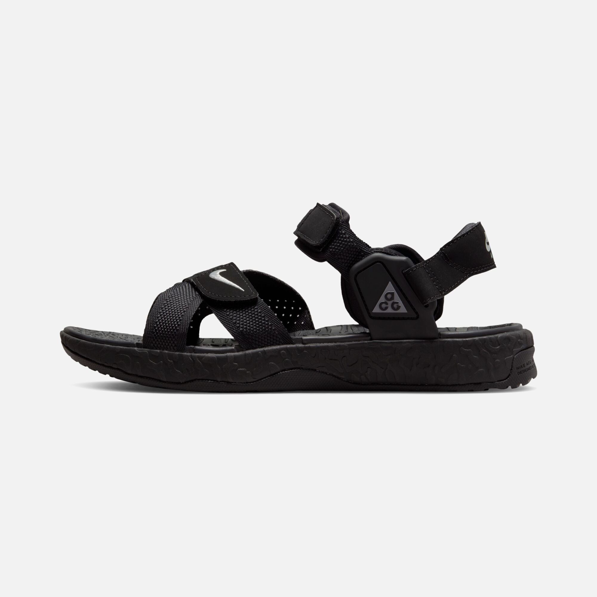Nike ACG Air Deschutz+ ''City Walks to Canyon Trails'' Erkek Sandalet