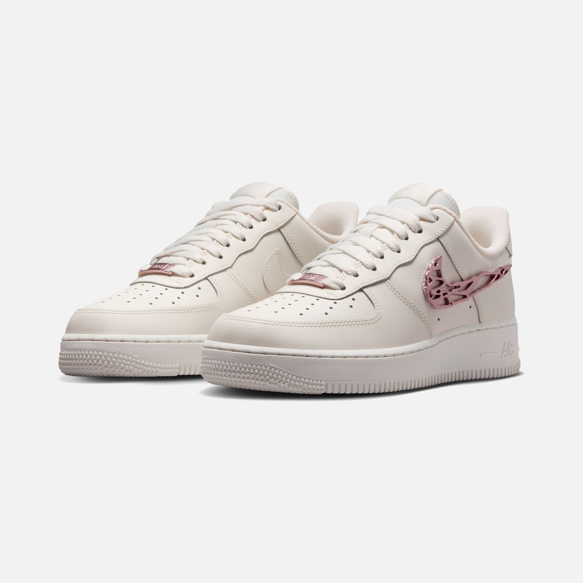 Nike Air Force 1 '07 LX ''Liquid Metal Swoosh Detail'' Kadın Spor Ayakkabı