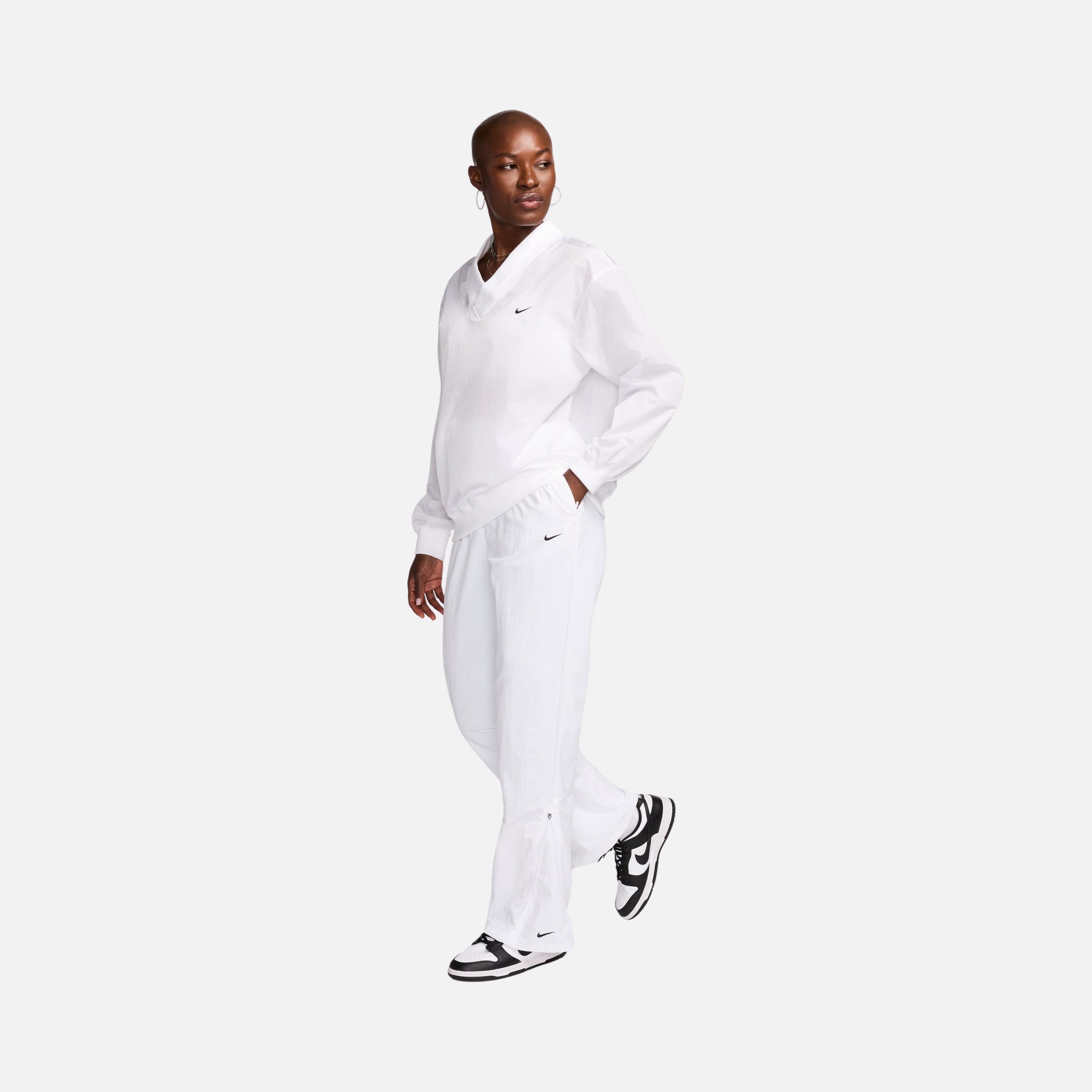 Nike Sportswear Essentials UV High-Waisted Open-Hem Zip Kadın Eşofman Altı