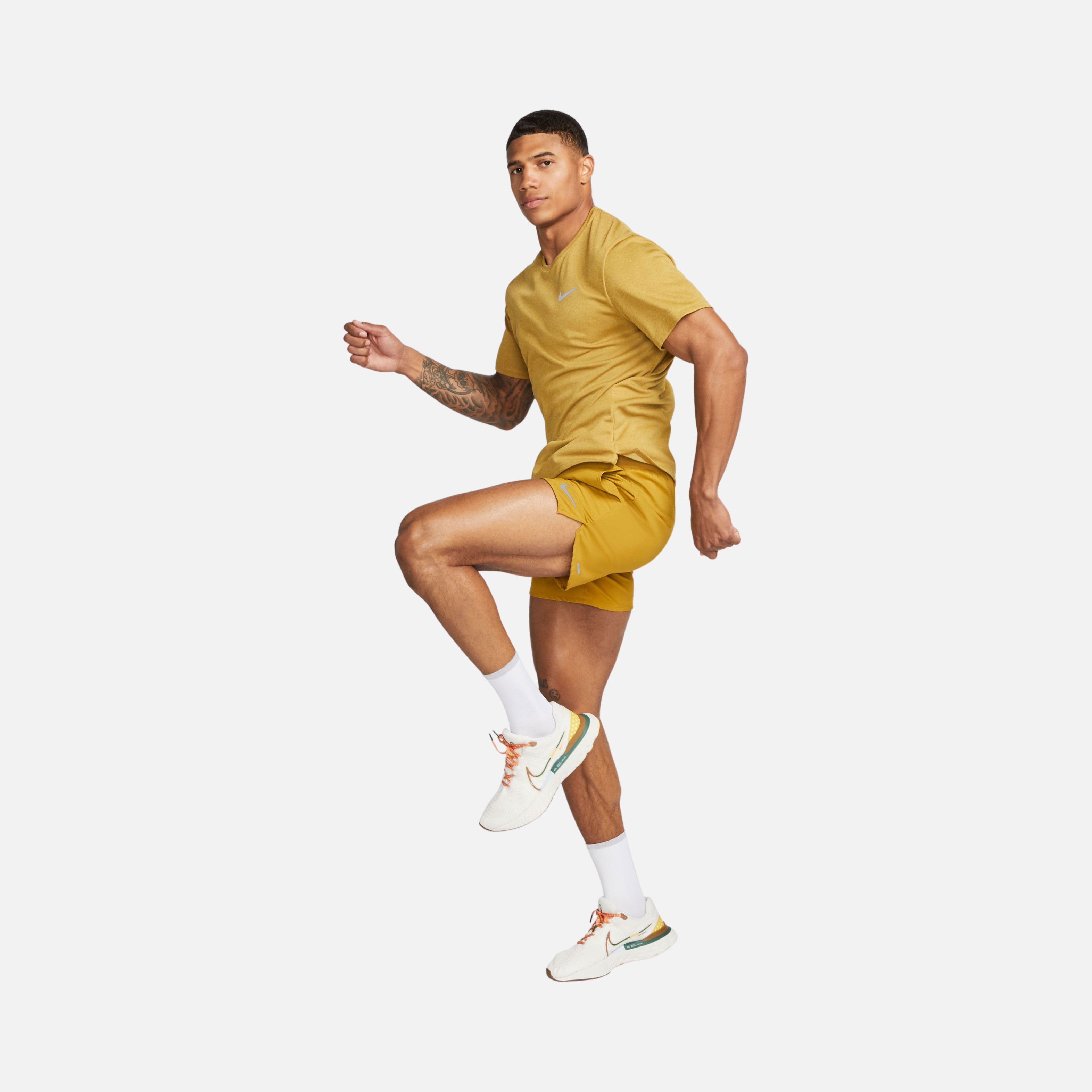 Nike Dri-Fit Stride 18cm (approx.) Brief-Lined Running Erkek Şort