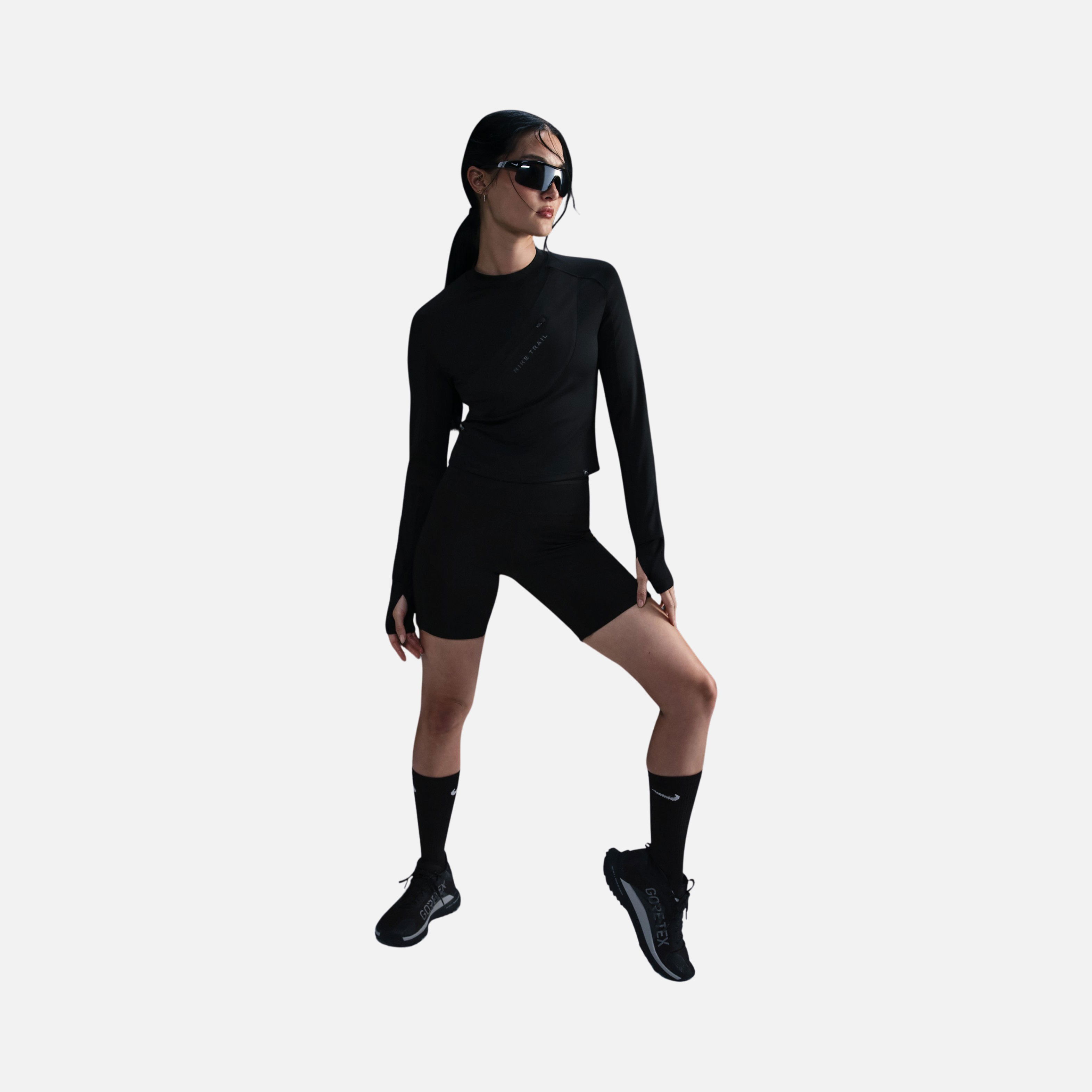 Nike Dri-Fit Long-Sleeve Pocket Running Long-Sleeve Kadın Tişört