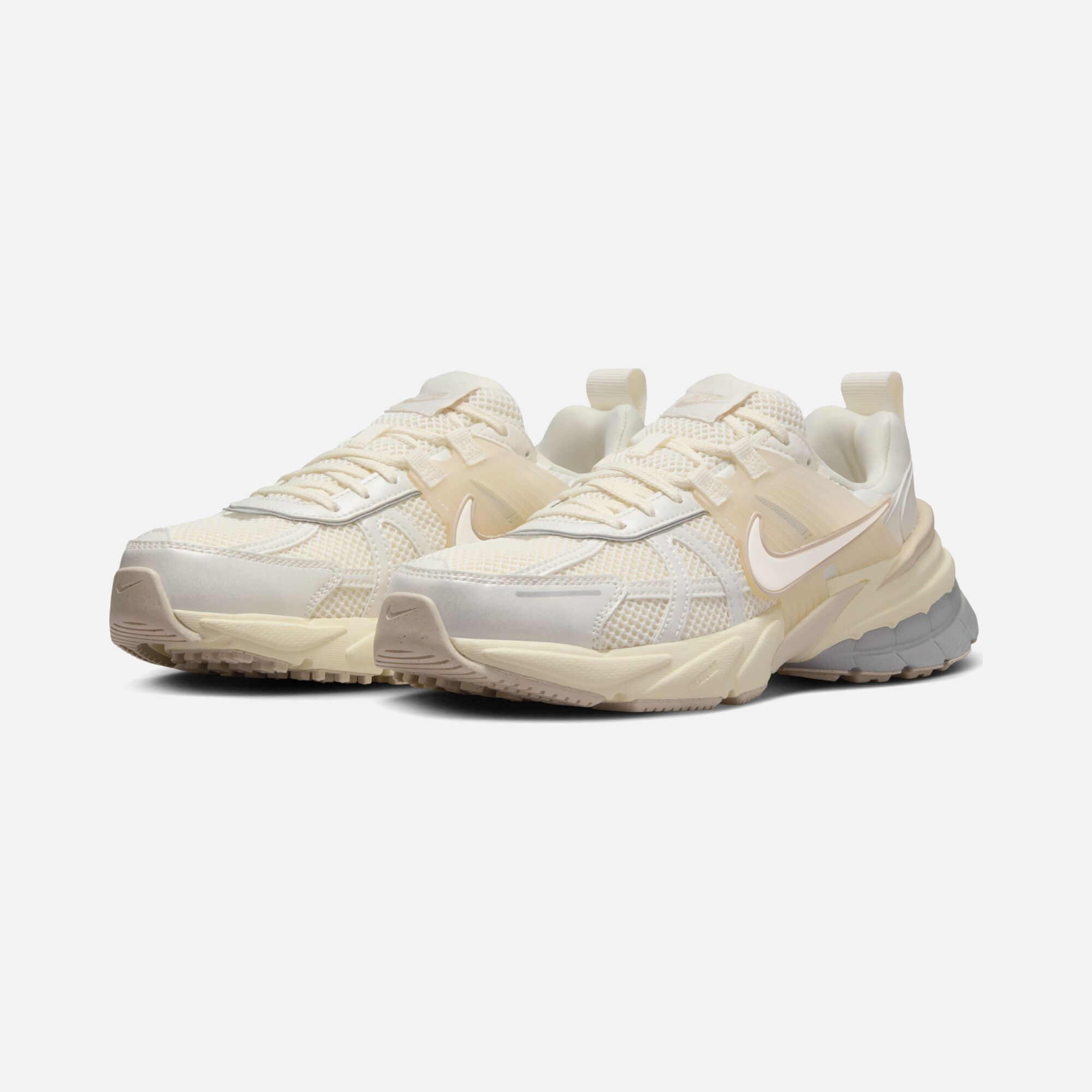 Nike Sportswear V2K Run HO24 Kadın Spor Ayakkabı