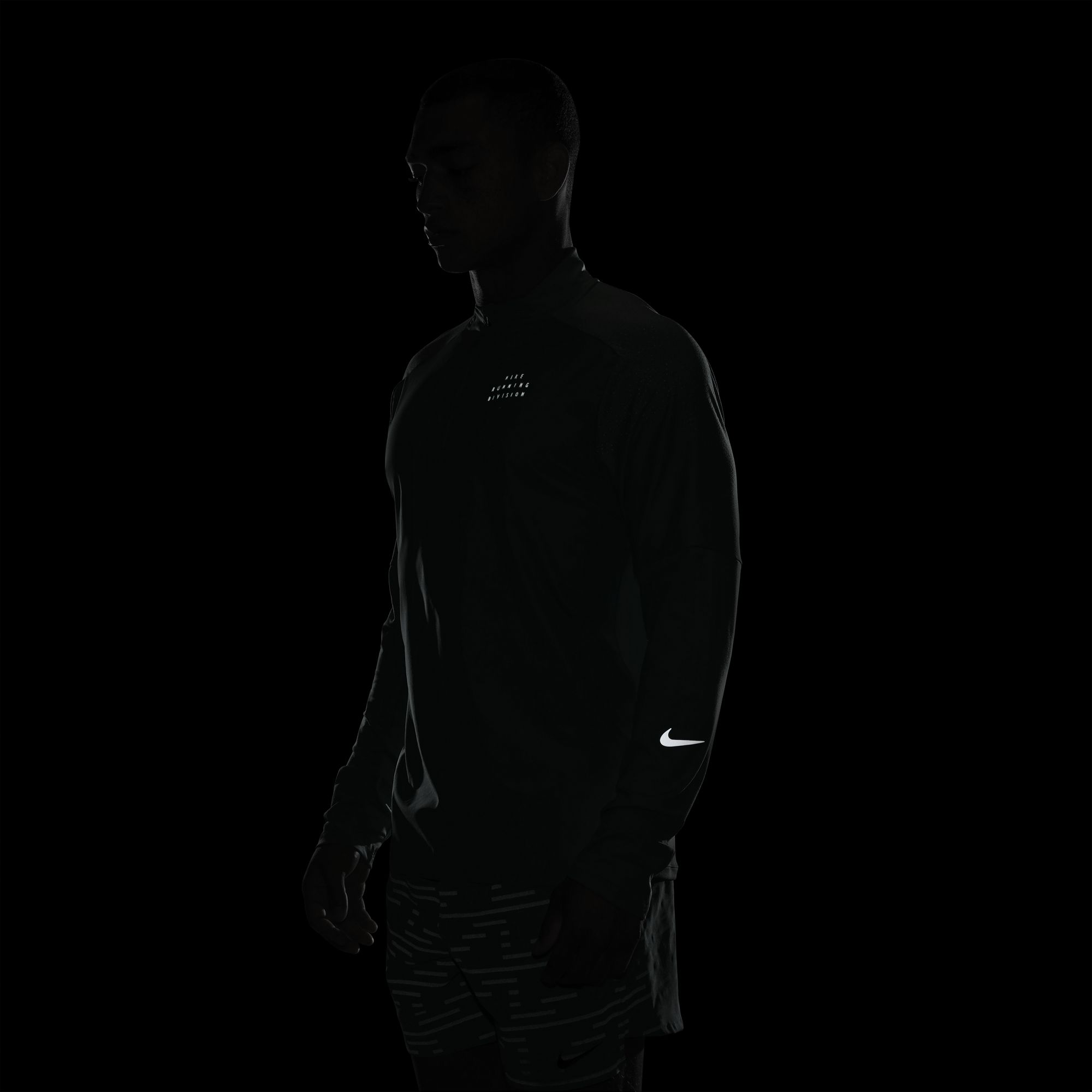 Nike Dri-Fit Run Division Flash 1/2-Zip Running Long-Sleeve Erkek Tişört
