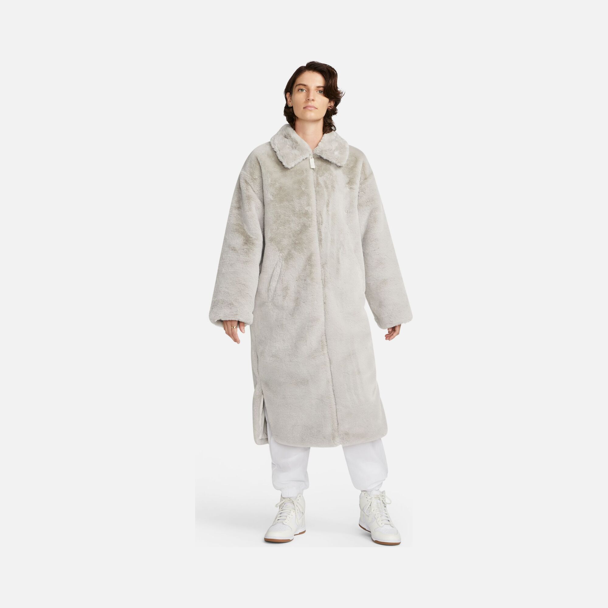 Nike Sportswear Large Swoosh Printed Faux Fur Full-Zip Long Kadın Ceket