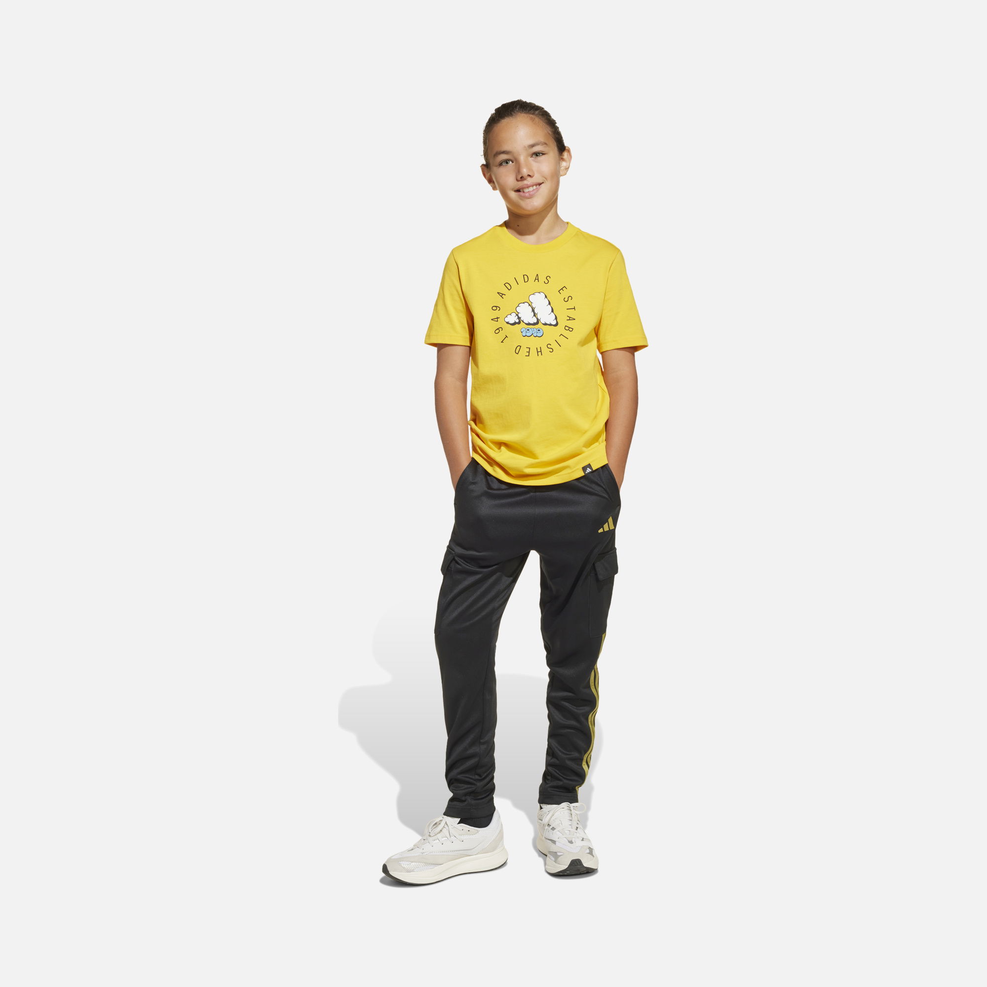 adidas Originals Fun 1949 Established Graphic Short-Sleeve Çocuk Tişört