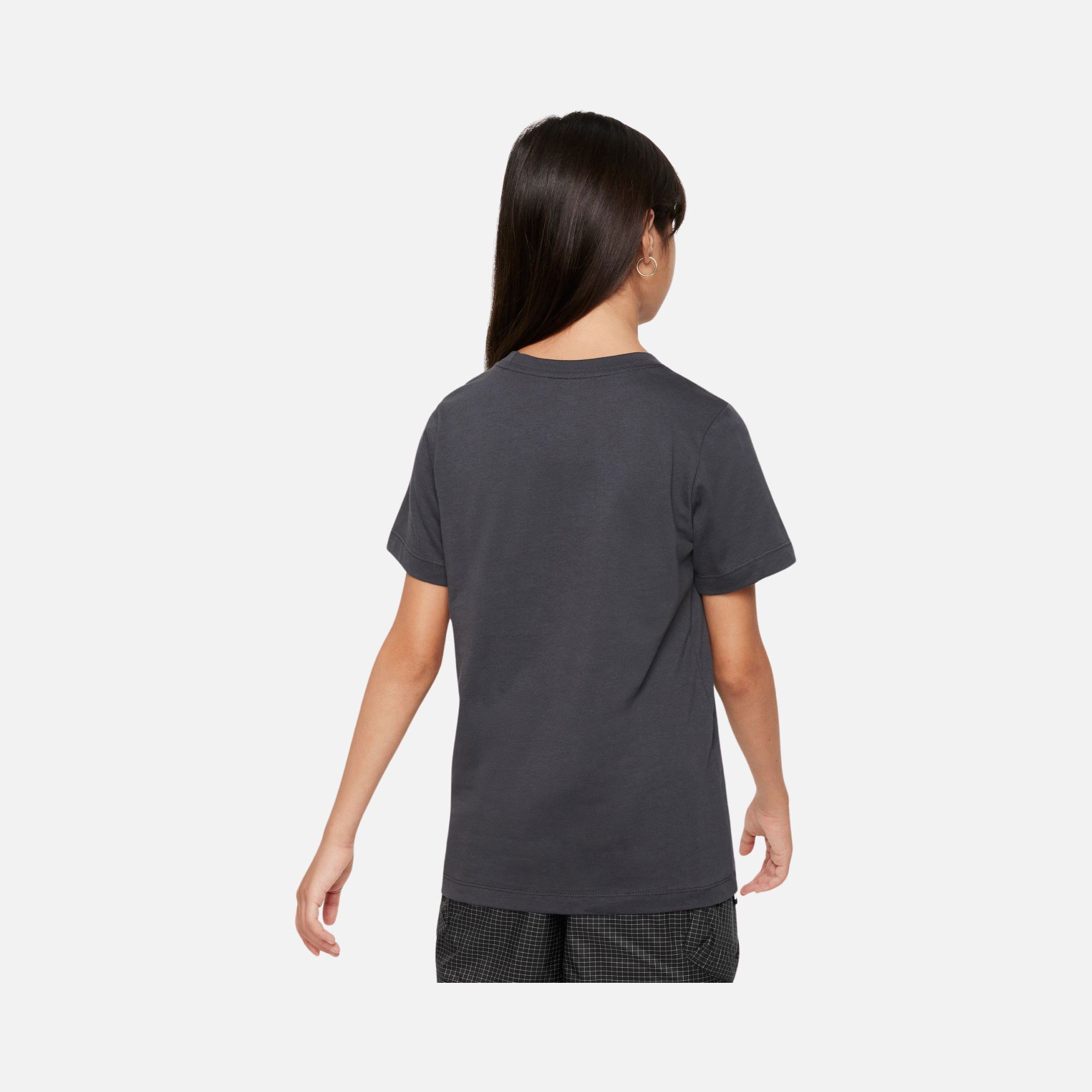Nike Sportswear Takedown 3 Graphic Short-Sleeve Çocuk Tişört