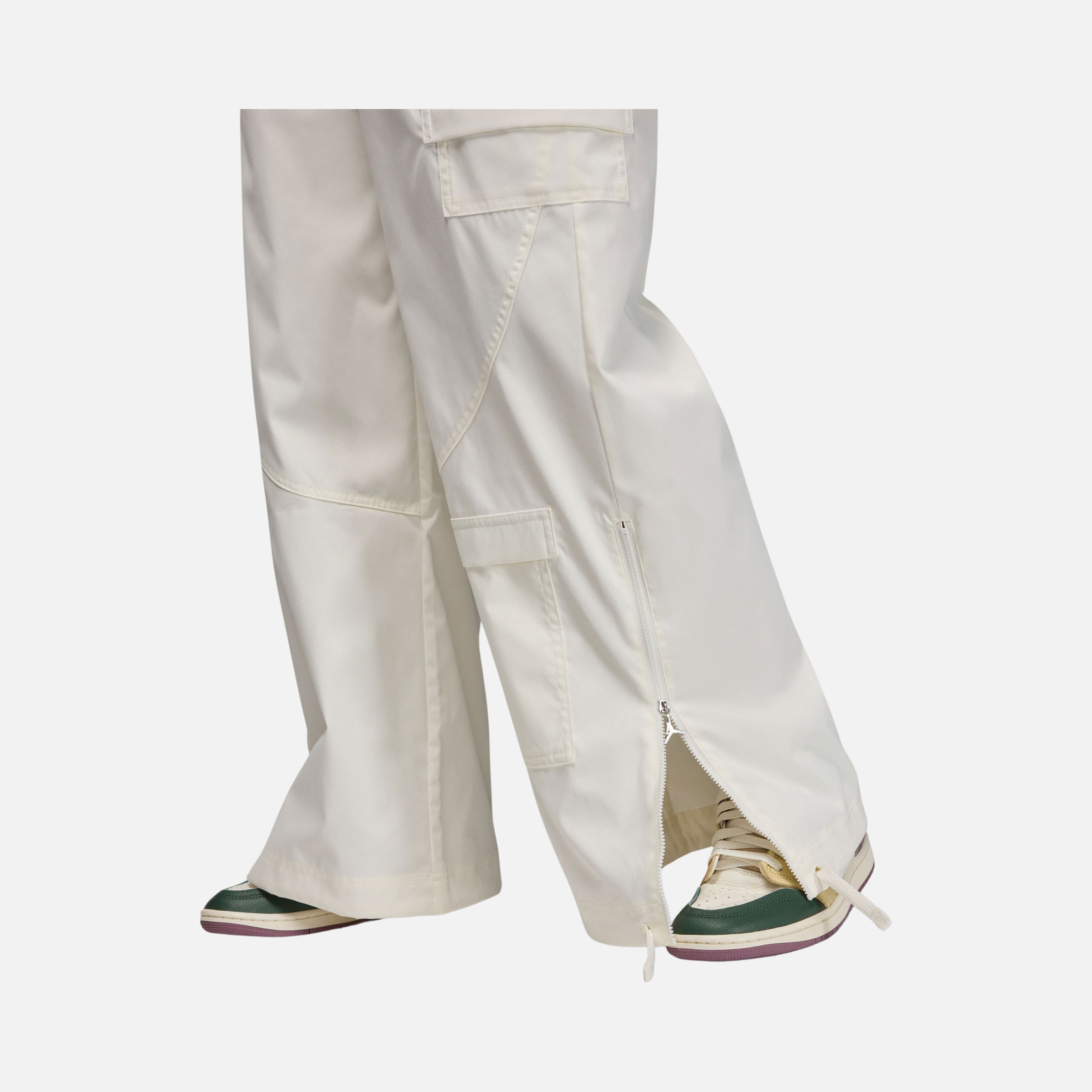 Nike Jordan Essentials Chicago Woven Wide Leg Kadın Pantolon