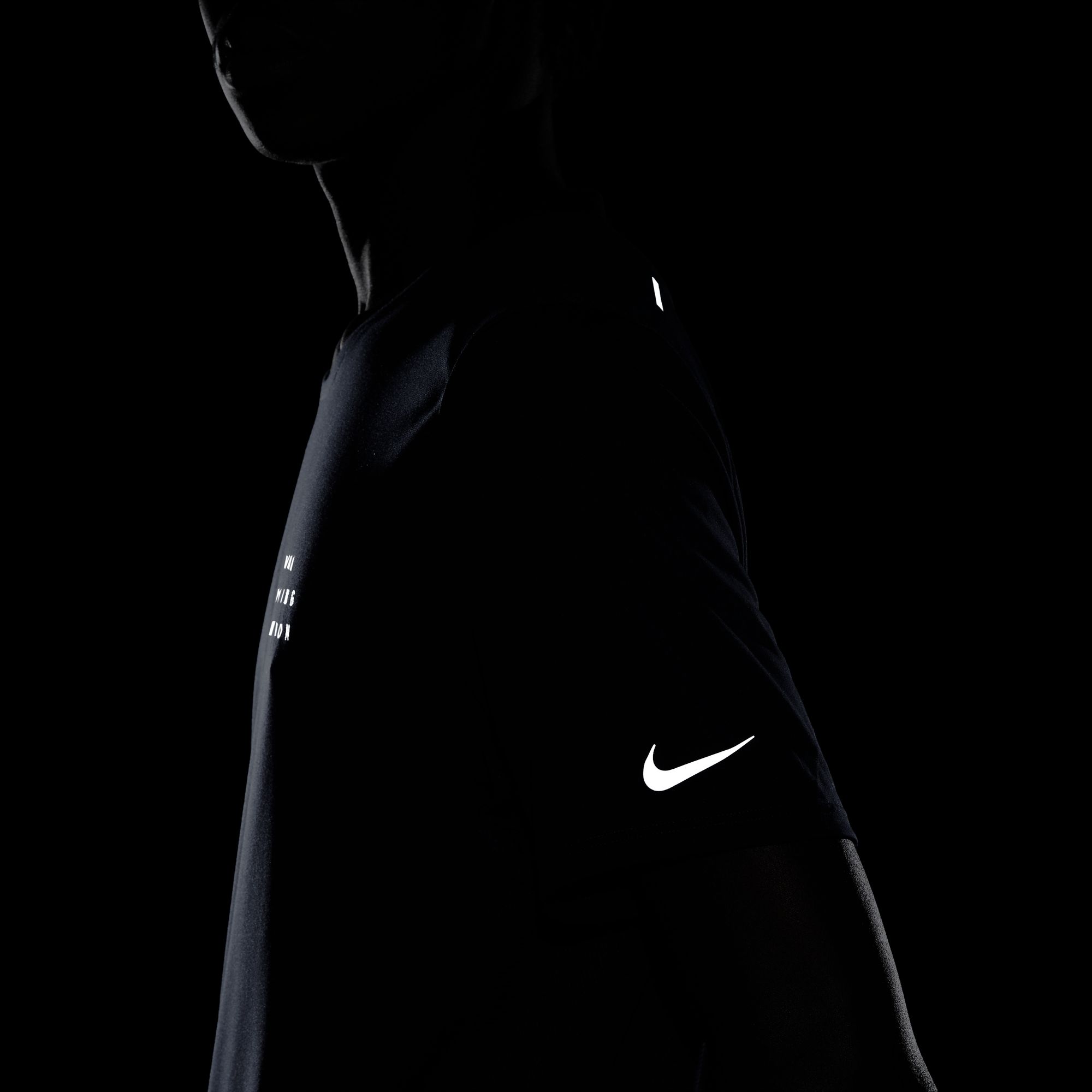 Nike Dri-Fit Run Division Rise 365 Flash Running Short-Sleeve Erkek Tişört