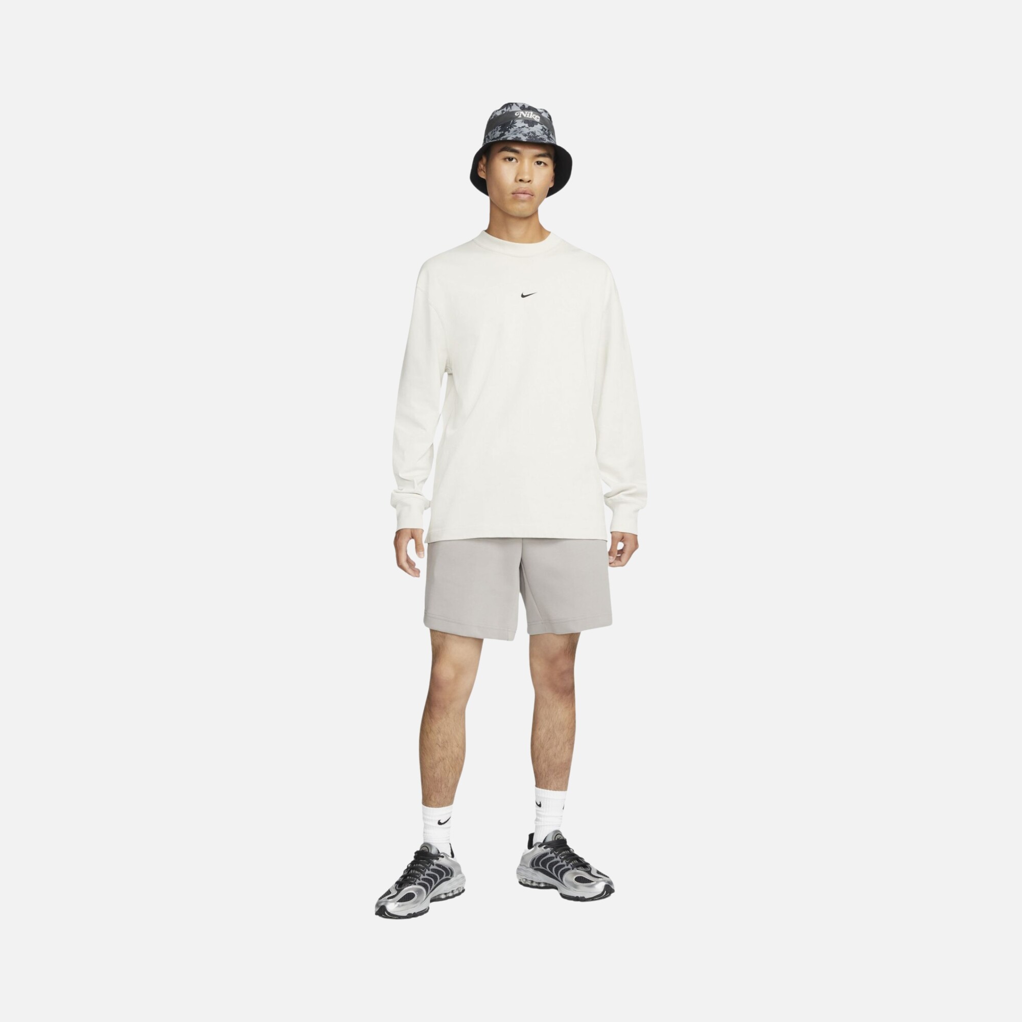 Nike Sportswear Tech Fleece SS22 Erkek Şort
