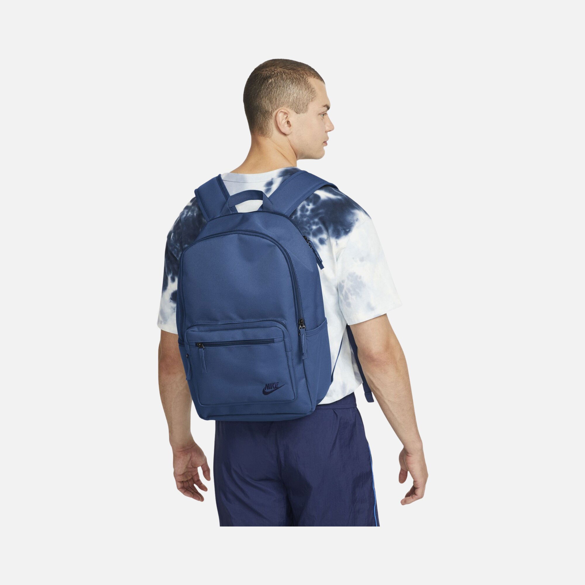 Nike Heritage Eugene (23 L) Unisex Sırt Çantası
