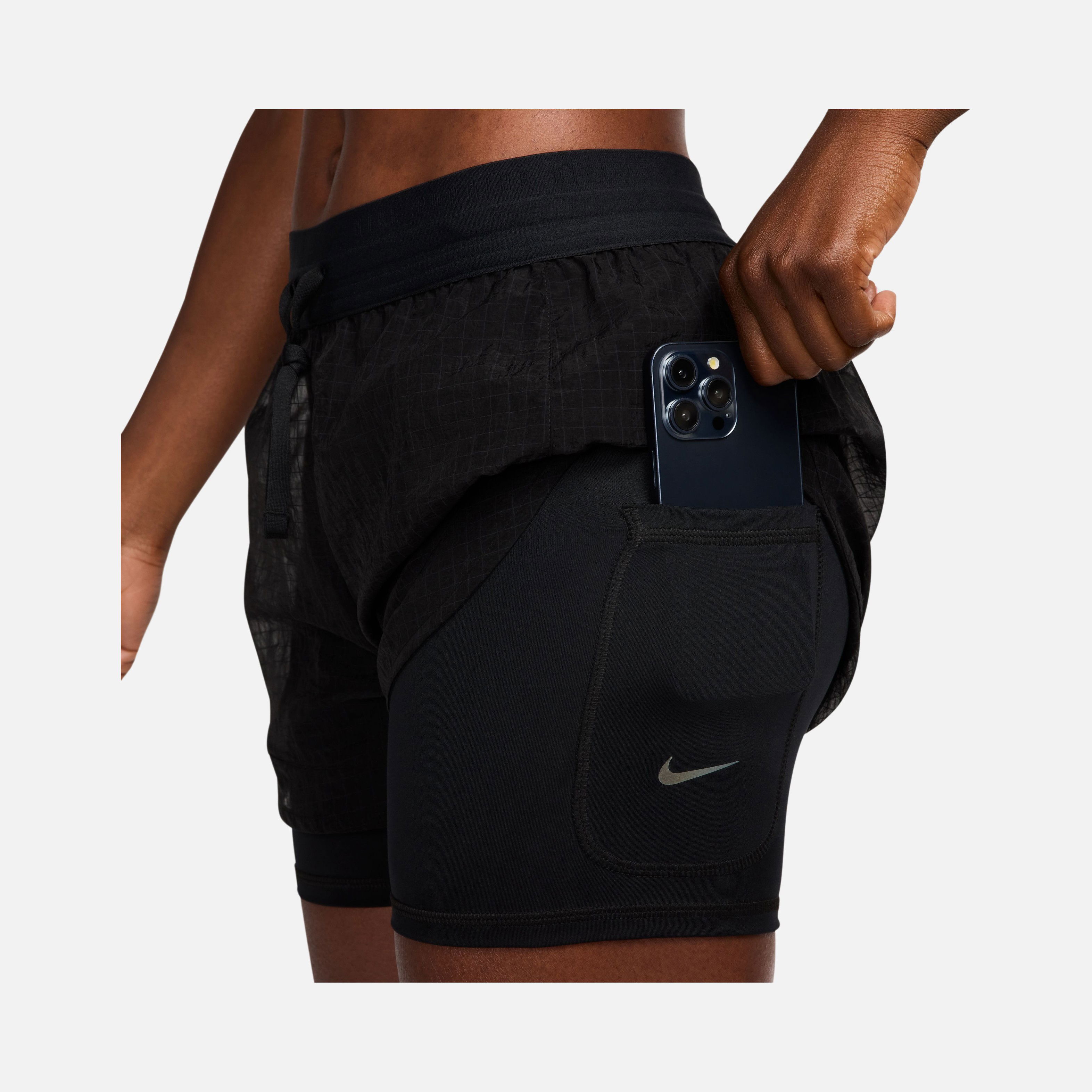 Nike Dri-Fit Run Division Mid-Rise 7.5cm (approx.) 2-in-1 Running Kadın Şort