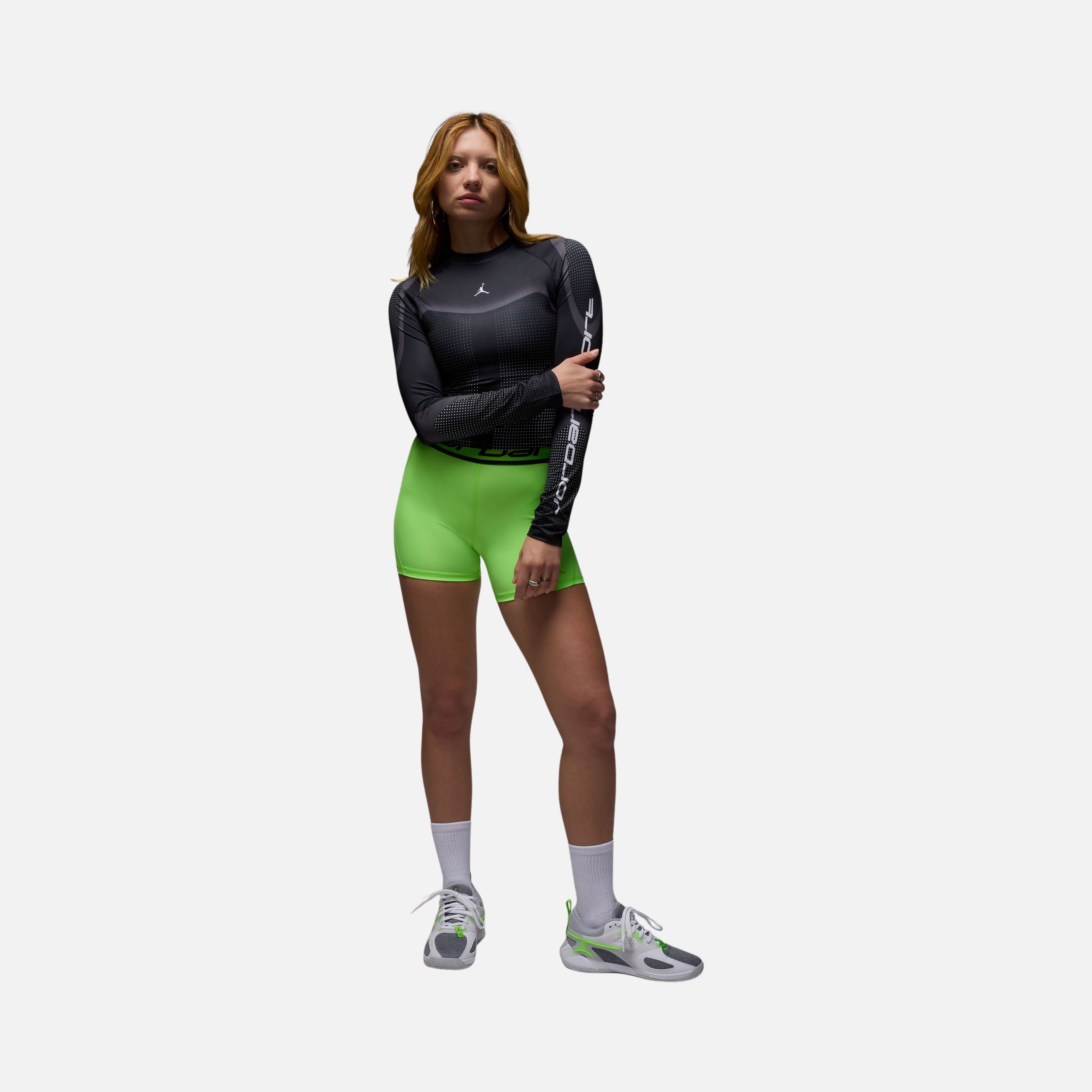 Nike Jordan Sport Dri-Fit Turtleneck Long-Sleeve Kadın Tişört