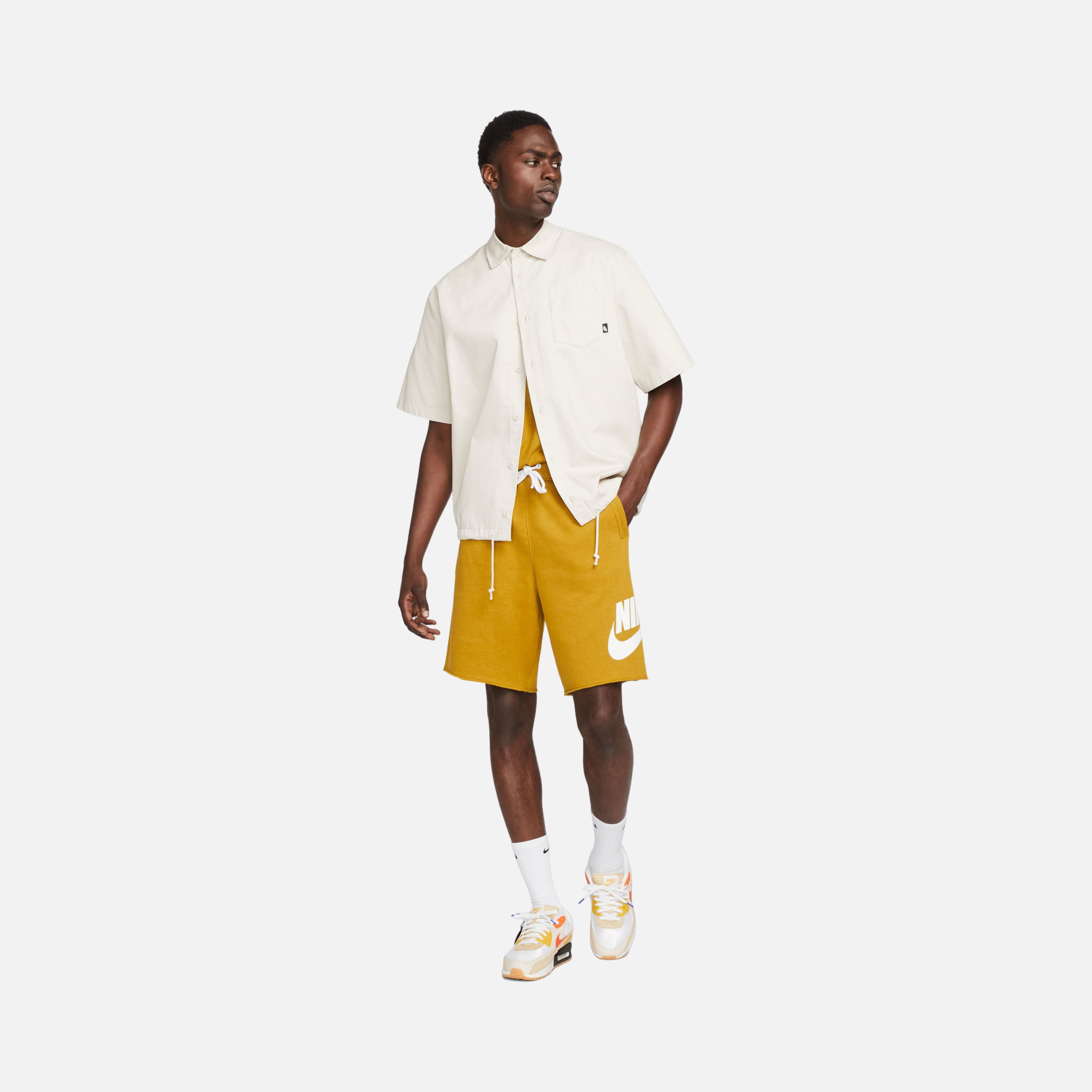 Nike Sportswear Club Short-Sleeve Erkek Tişört