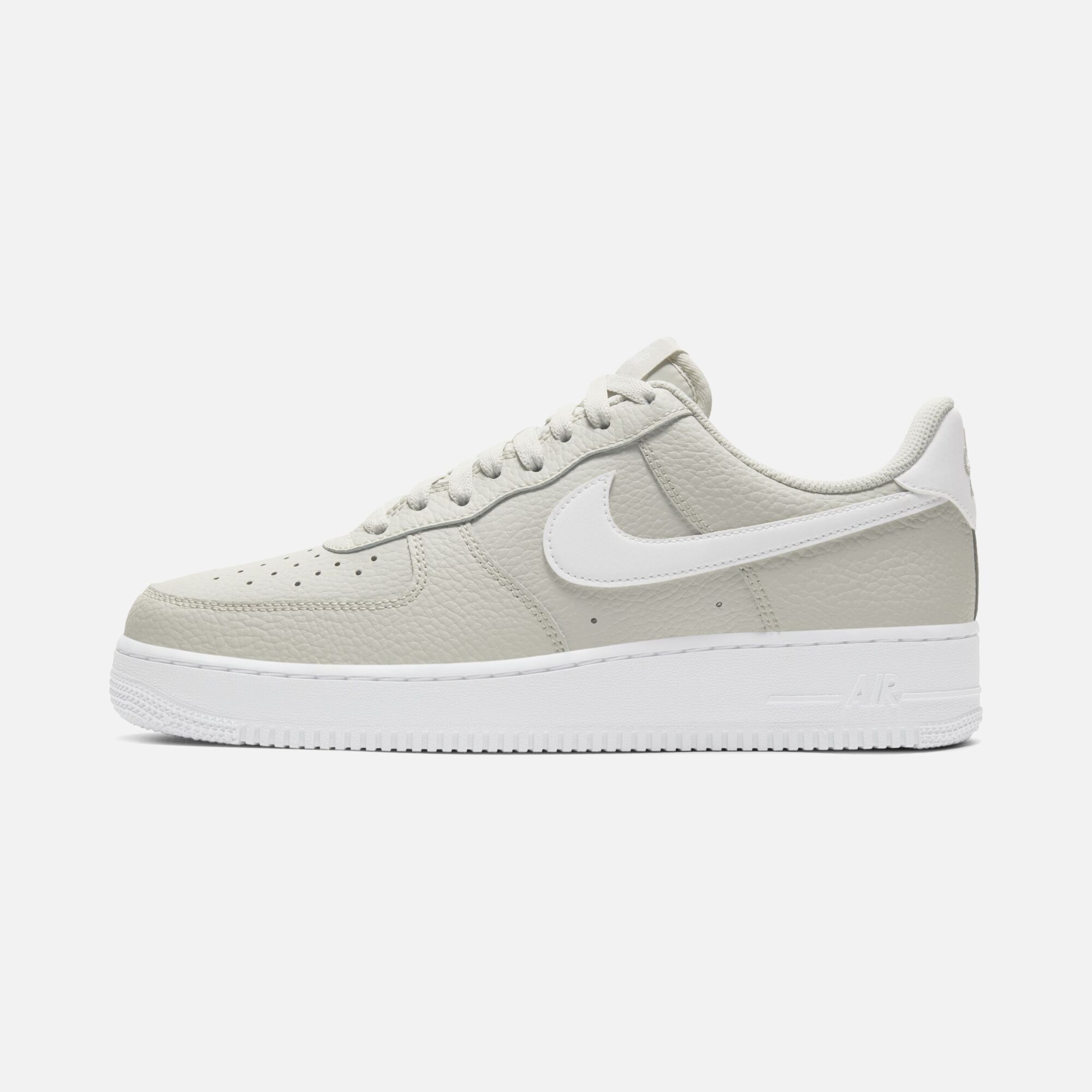 Nike Air Force 1 '07 HO23 Erkek Spor Ayakkabı