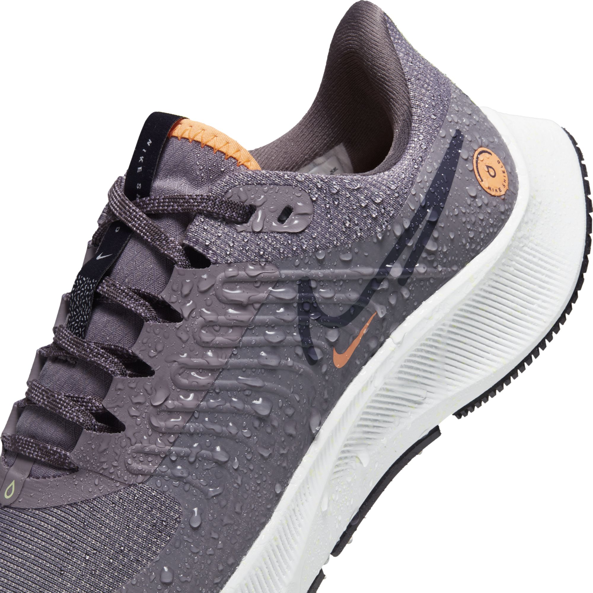 Nike Air Zoom Pegasus 38 Shield Weatherised Road Running Kadın Spor Ayakkabı