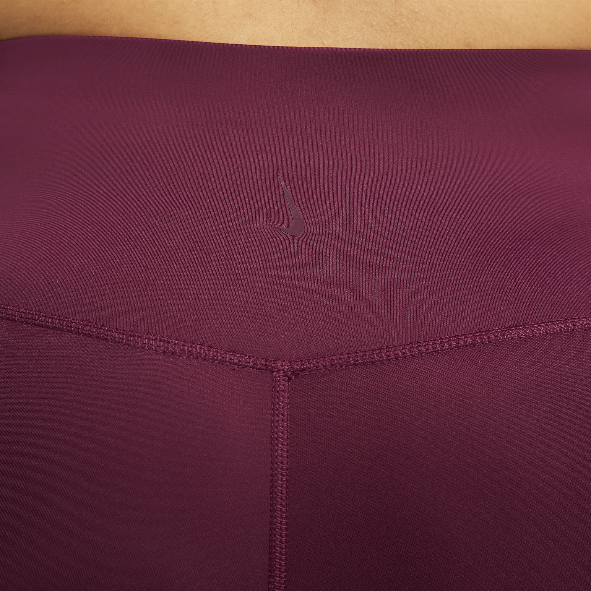 Nike Yoga Dri-Fit High-Waisted 7/8 Metallic Trim Kadın Tayt