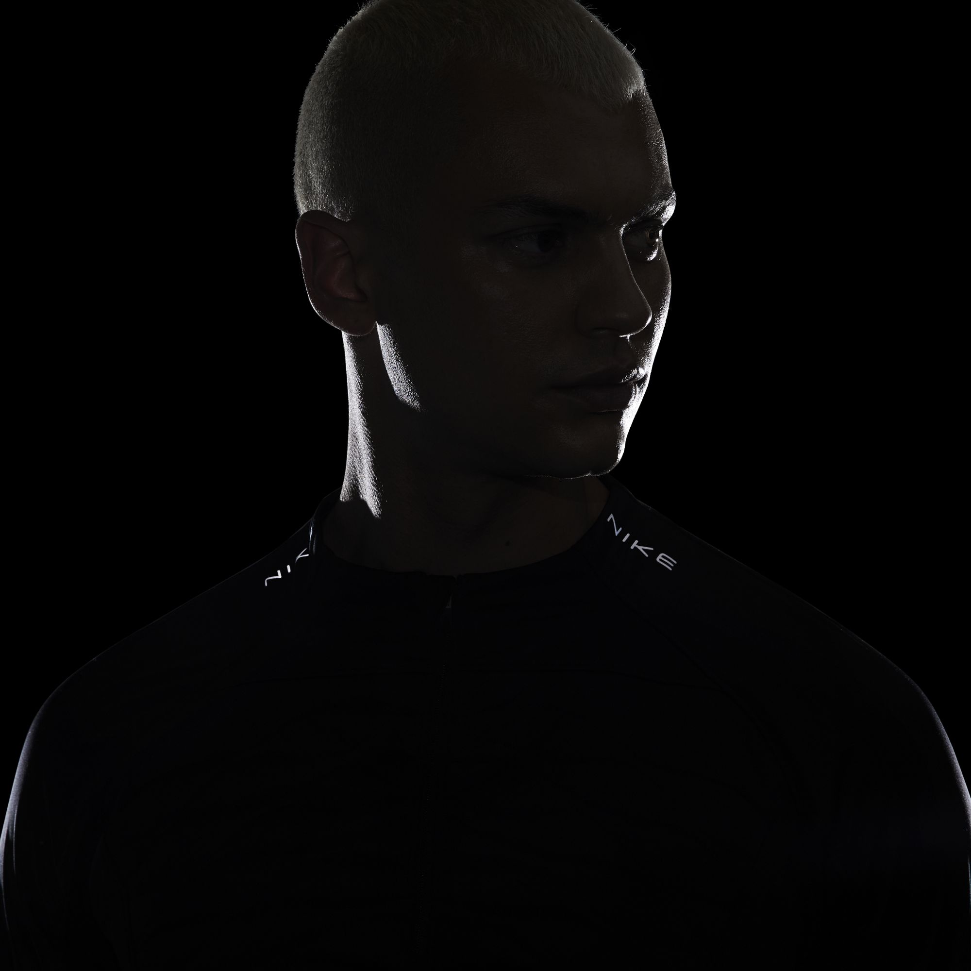 Nike Therma-Fit Strike Winter Warrior Football Long-Sleeve Erkek Tişört