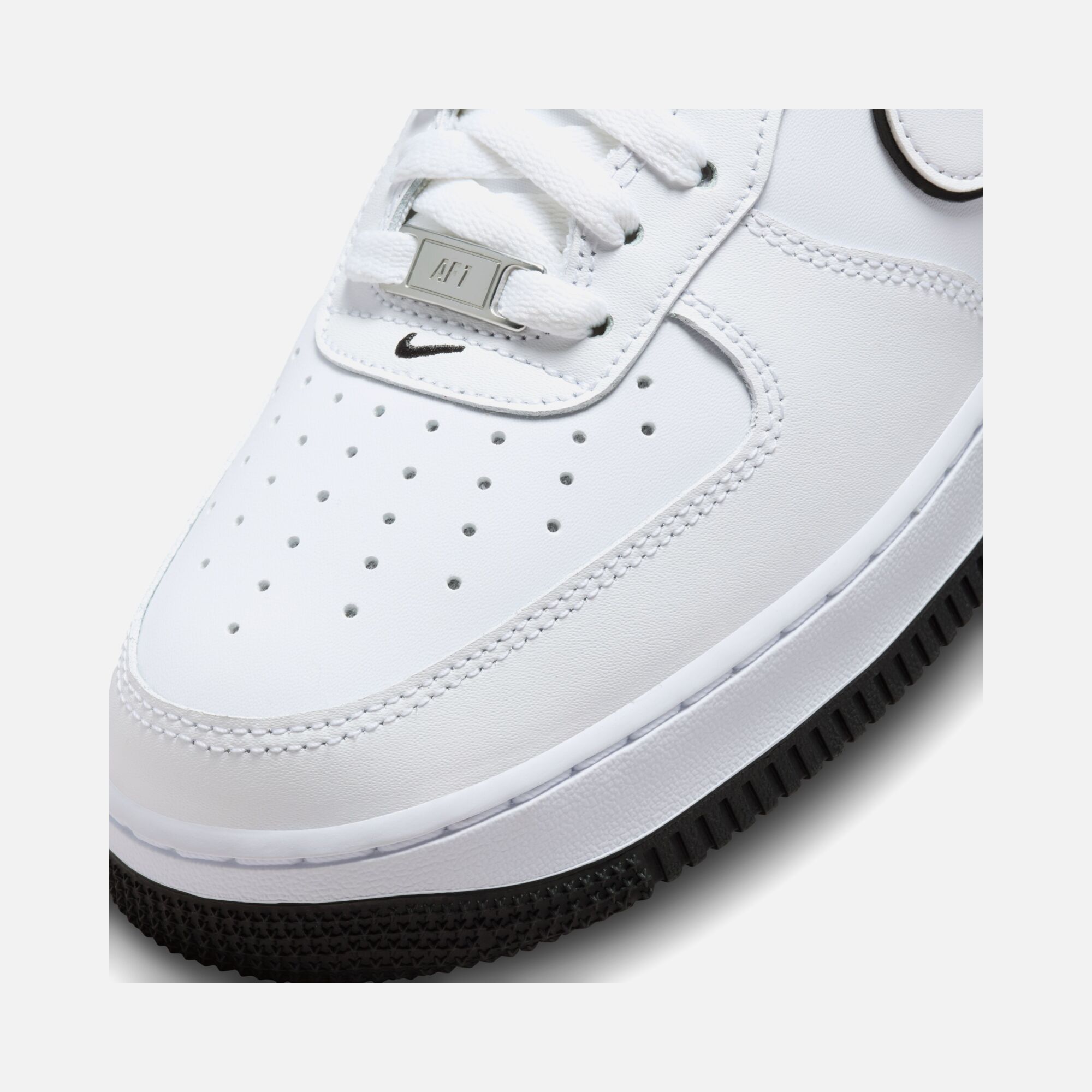 Nike Air Force 1 '07 FW23 Erkek Spor Ayakkabı