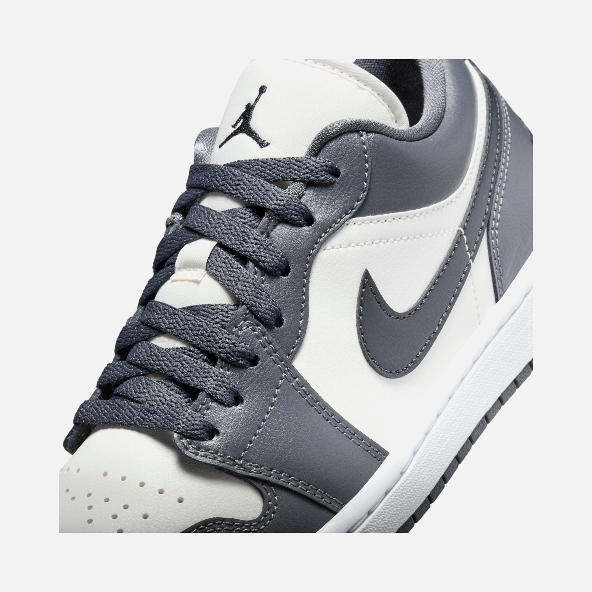 Nike Air Jordan 1 Low Kadın Spor Ayakkabı