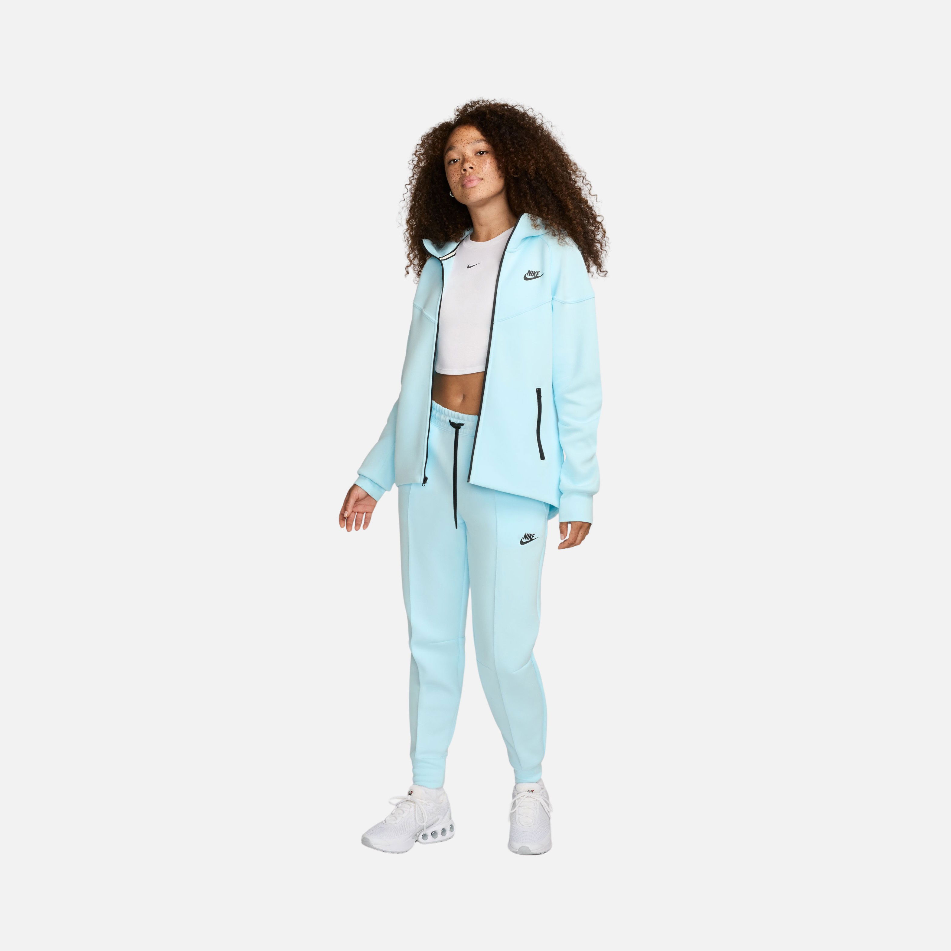 Nike Sportswear Tech Fleece Mid-Rise Kadın Eşofman Altı