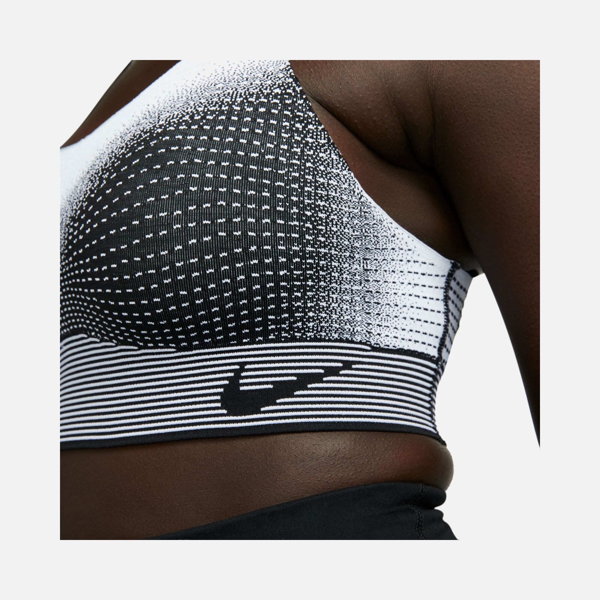 Nike Swoosh Flyknit High-Support Non-Padded Training Kadın Bra