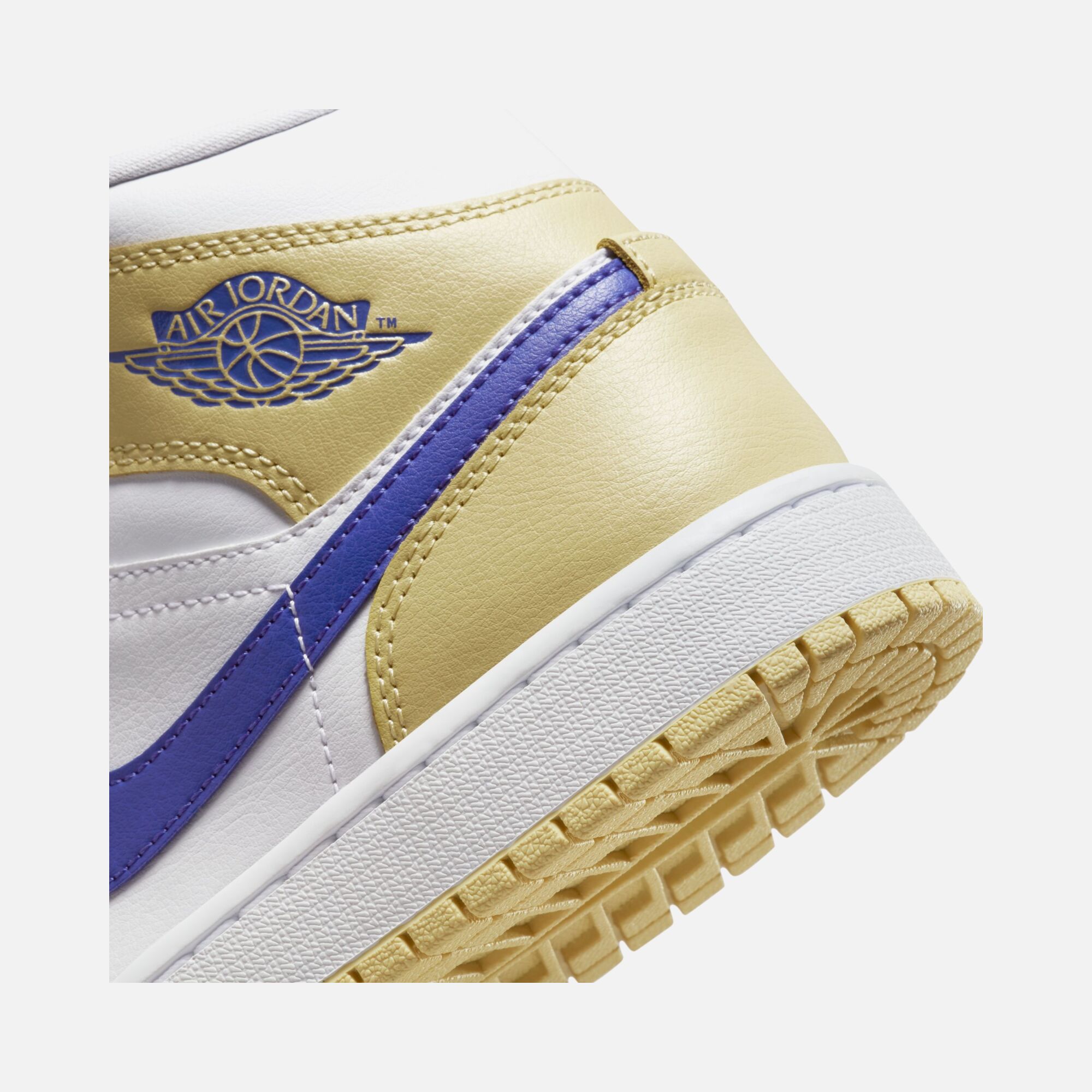 Nike Air Jordan 1 Mid Kadın Spor Ayakkabı