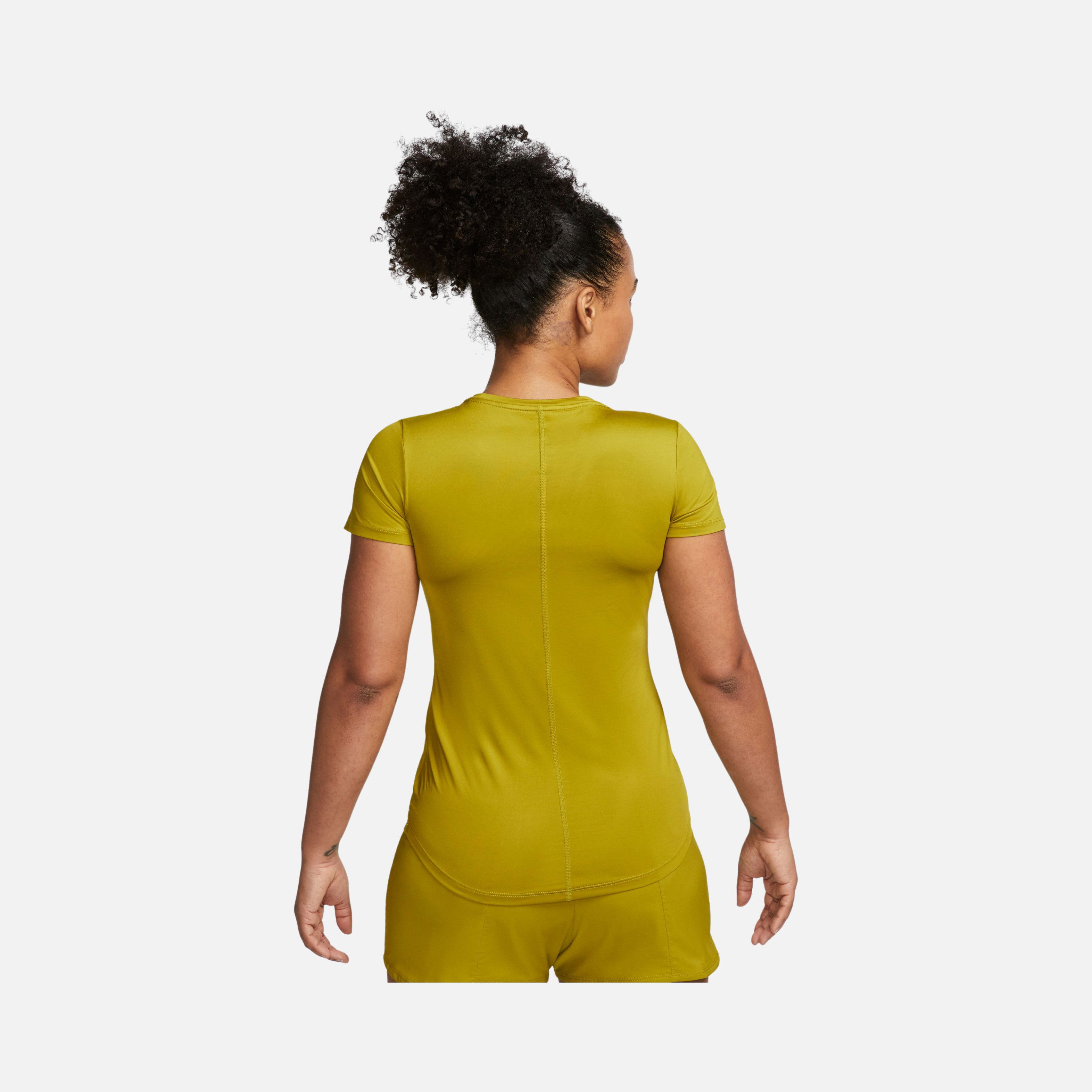 Nike Dri-Fit One Slim-Fit Short-Sleeve Kadın Tişört