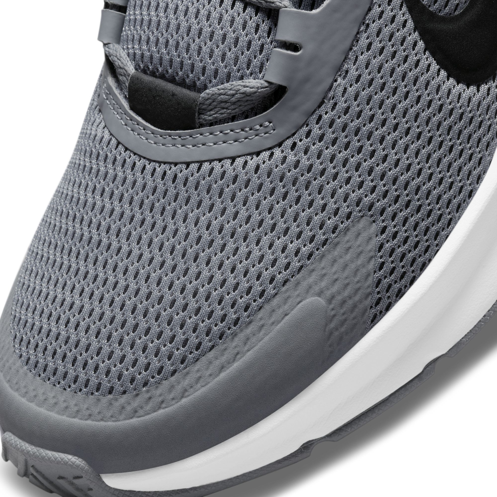 Nike Air Max Alpha Trainer 4 Erkek Spor Ayakkabı