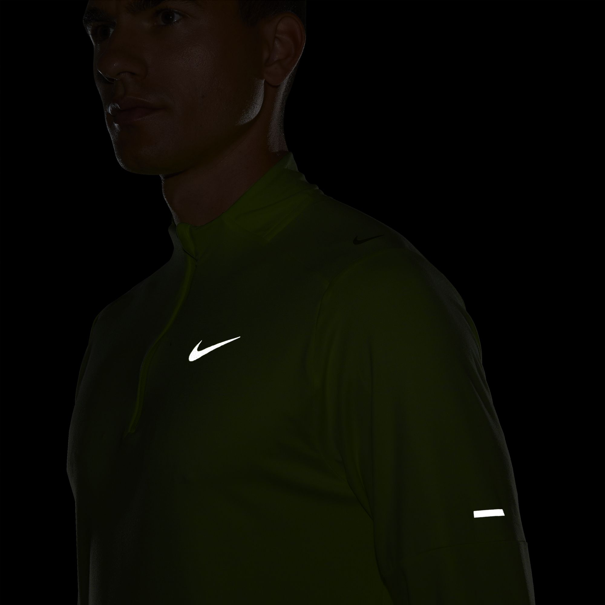 Nike Dri-Fit 1/2-Zip Running Long-Sleeve Erkek Tişört