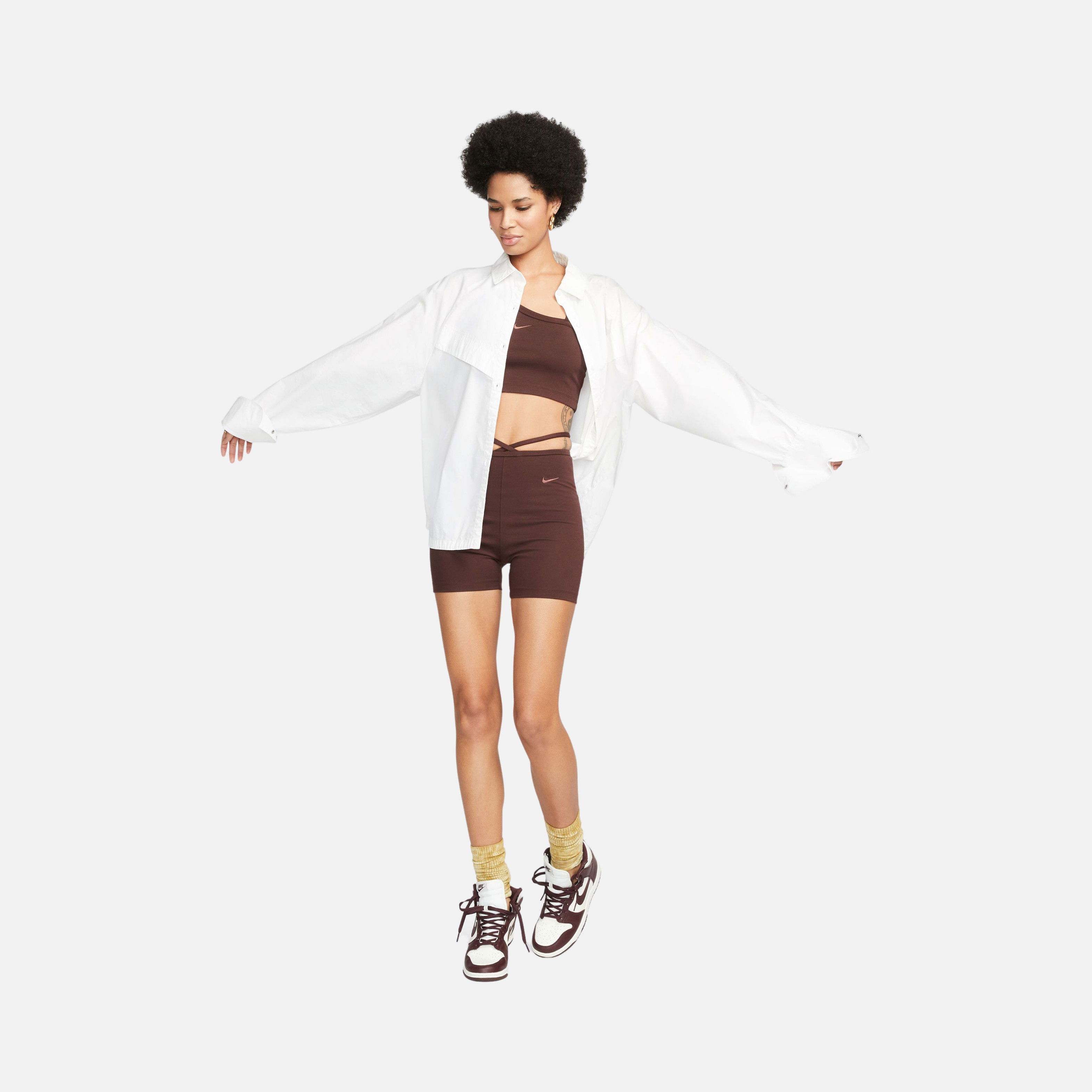 Nike Sportswear Everyday High-Waisted Biker Kadın Şort