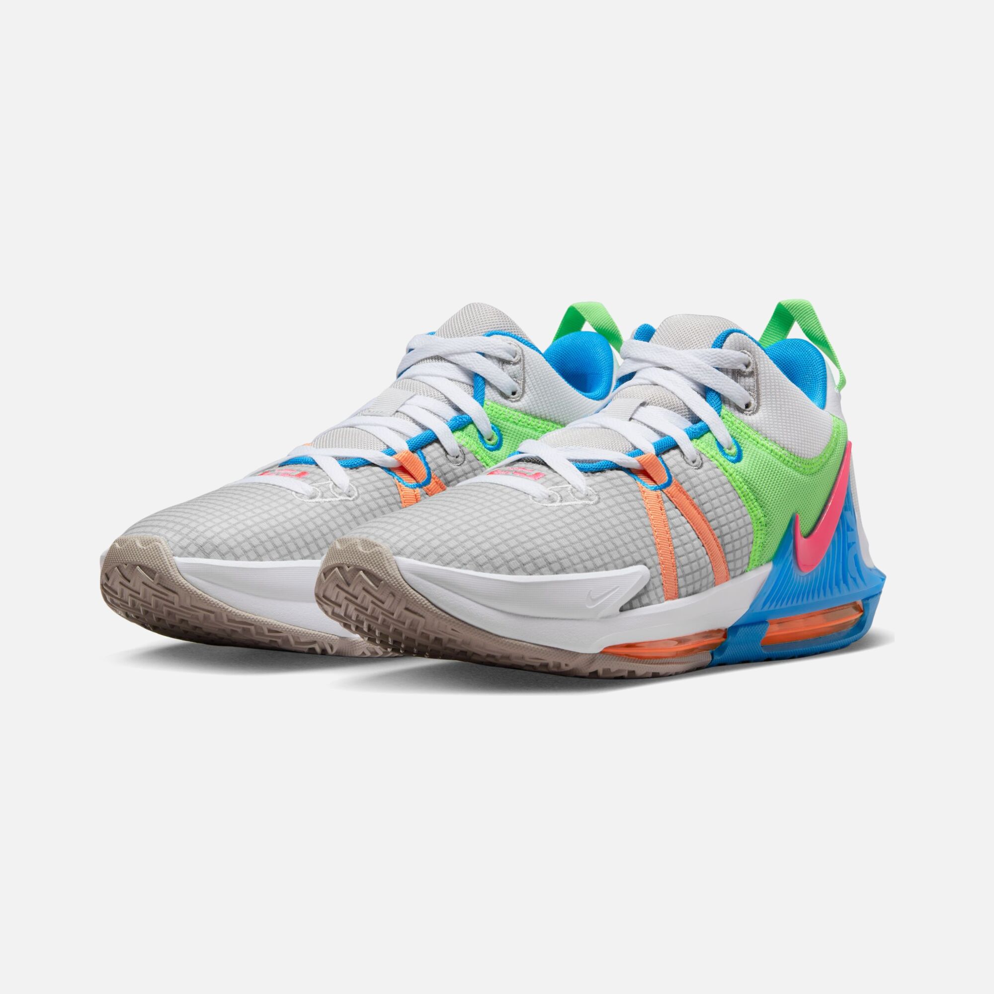 Nike LeBron James Witness VII Erkek Basketbol Ayakkabısı