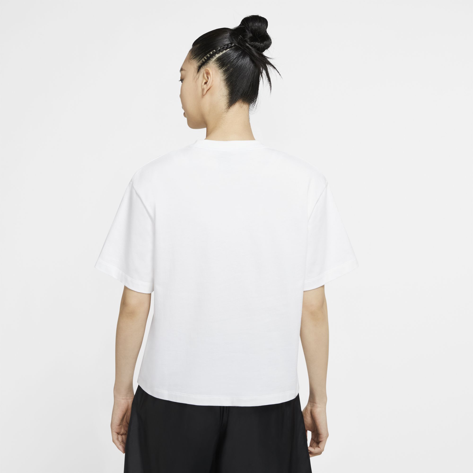 Nike Sportswear Swoosh Short-Sleeve Top Kadın Tişört
