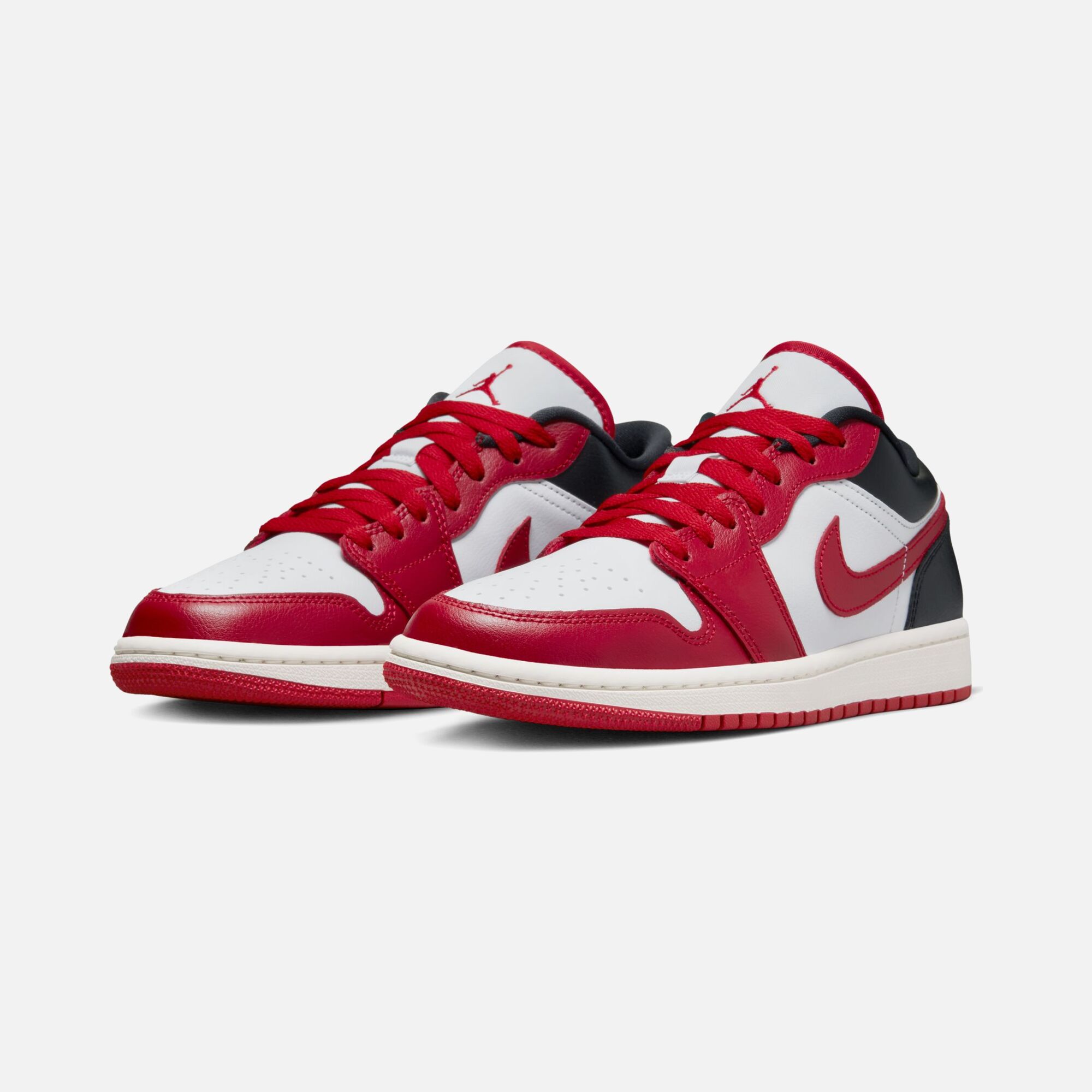 Nike Air Jordan 1 Low Kadın Spor Ayakkabı